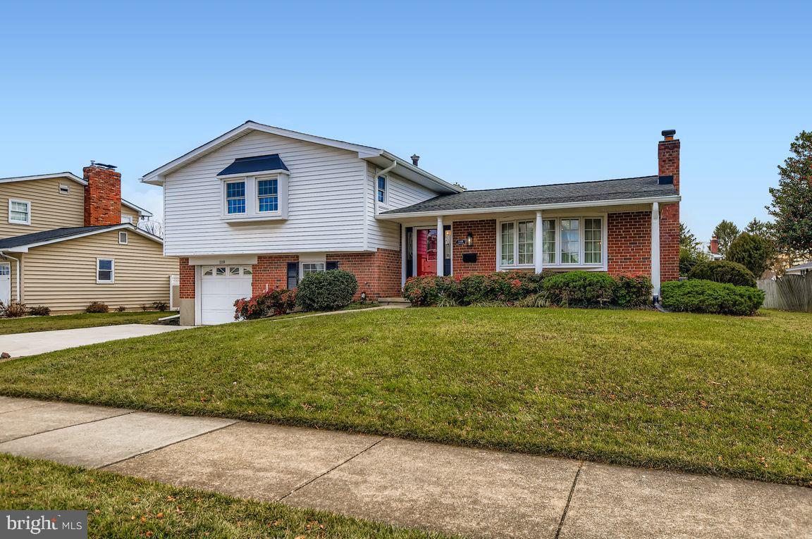 COACHFORD - Residential Lease