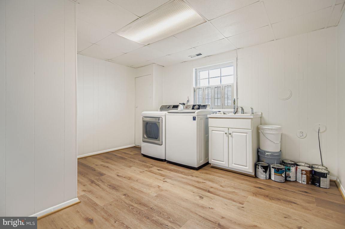 COACHFORD - Residential Lease