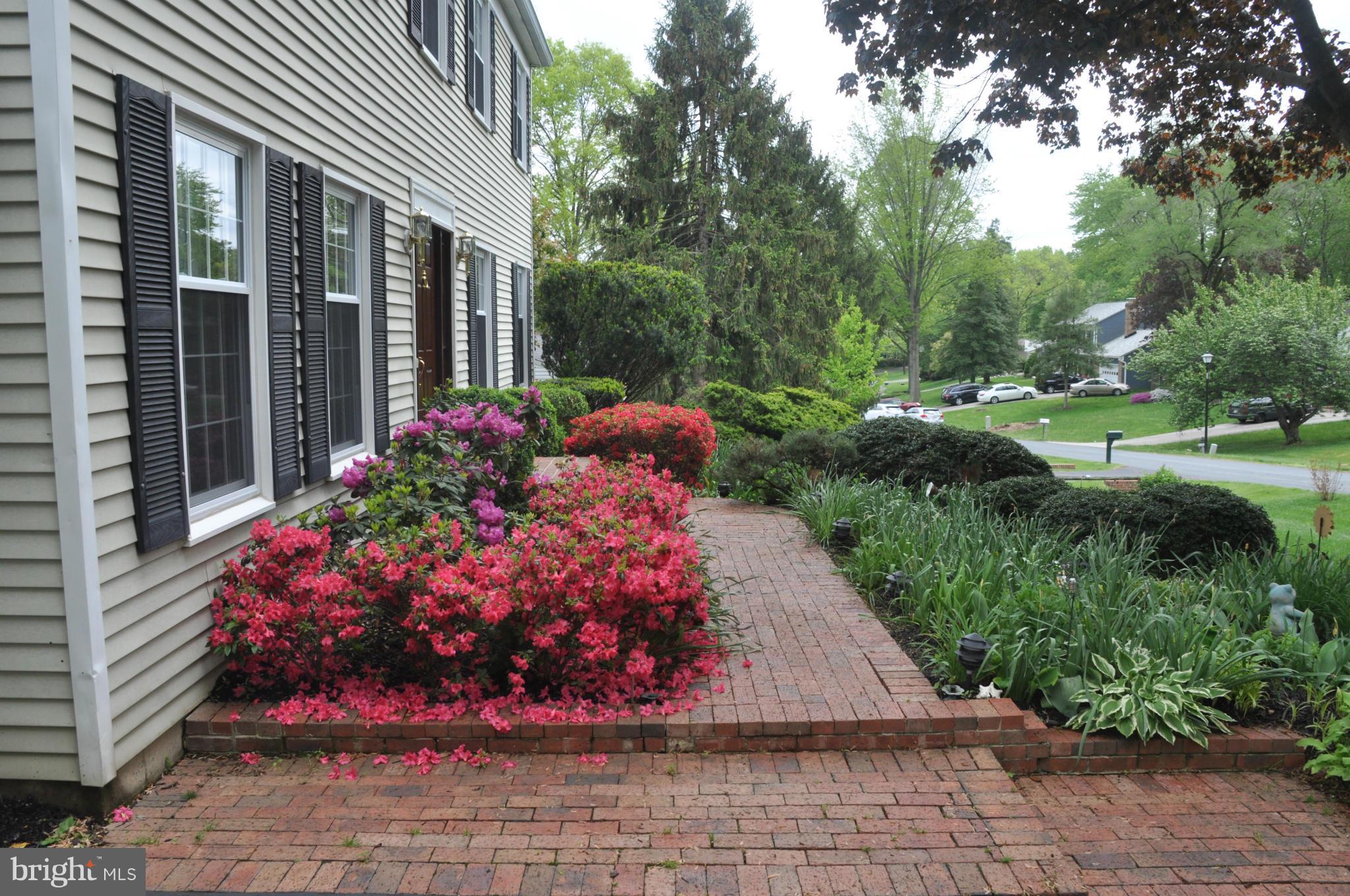 STONEGATE - Residential