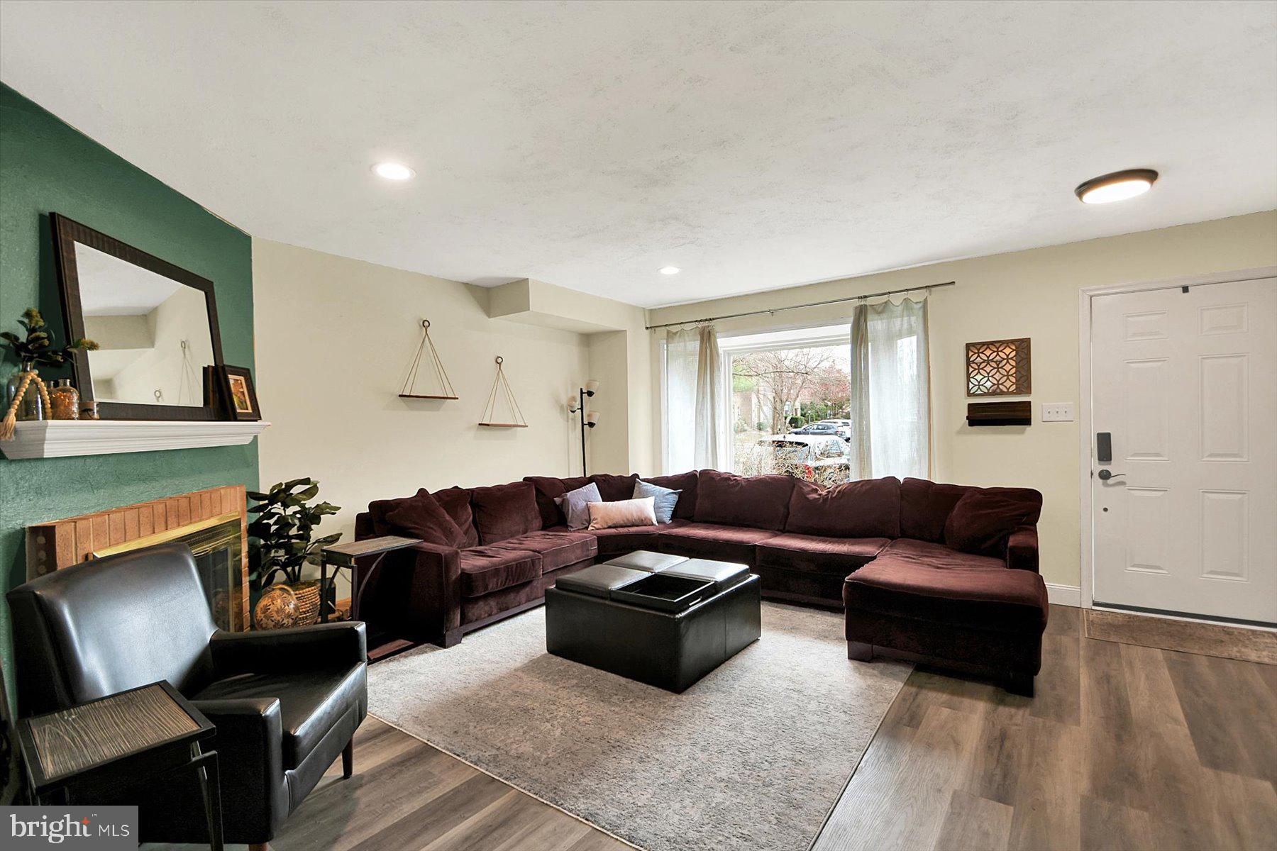 CARRIAGE RUN - Residential Lease