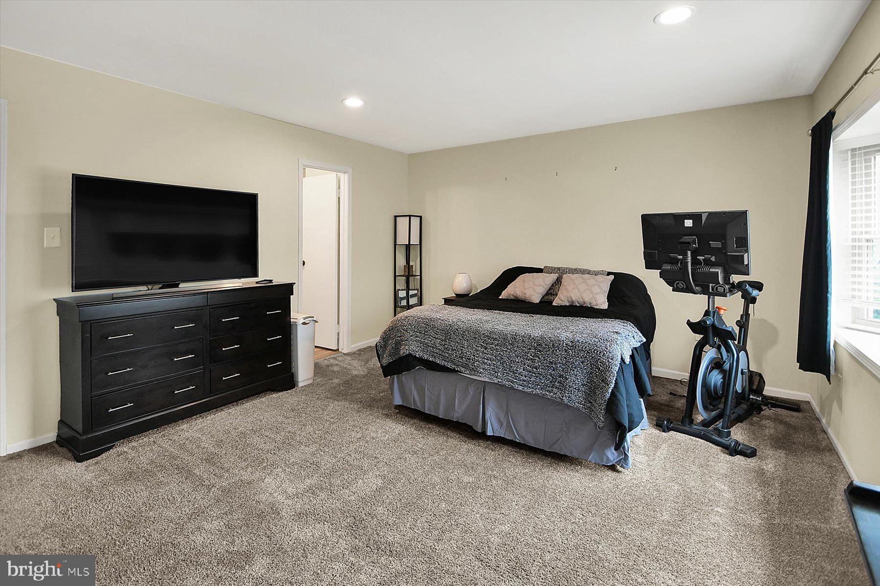 CARRIAGE RUN - Residential Lease