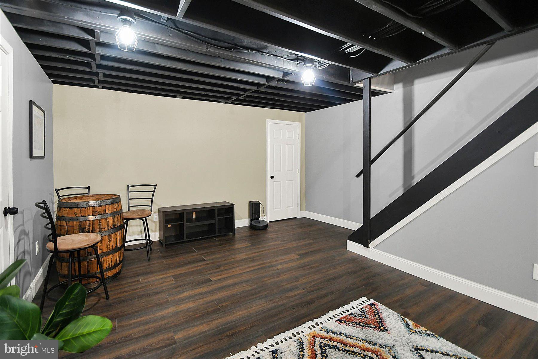 CARRIAGE RUN - Residential Lease