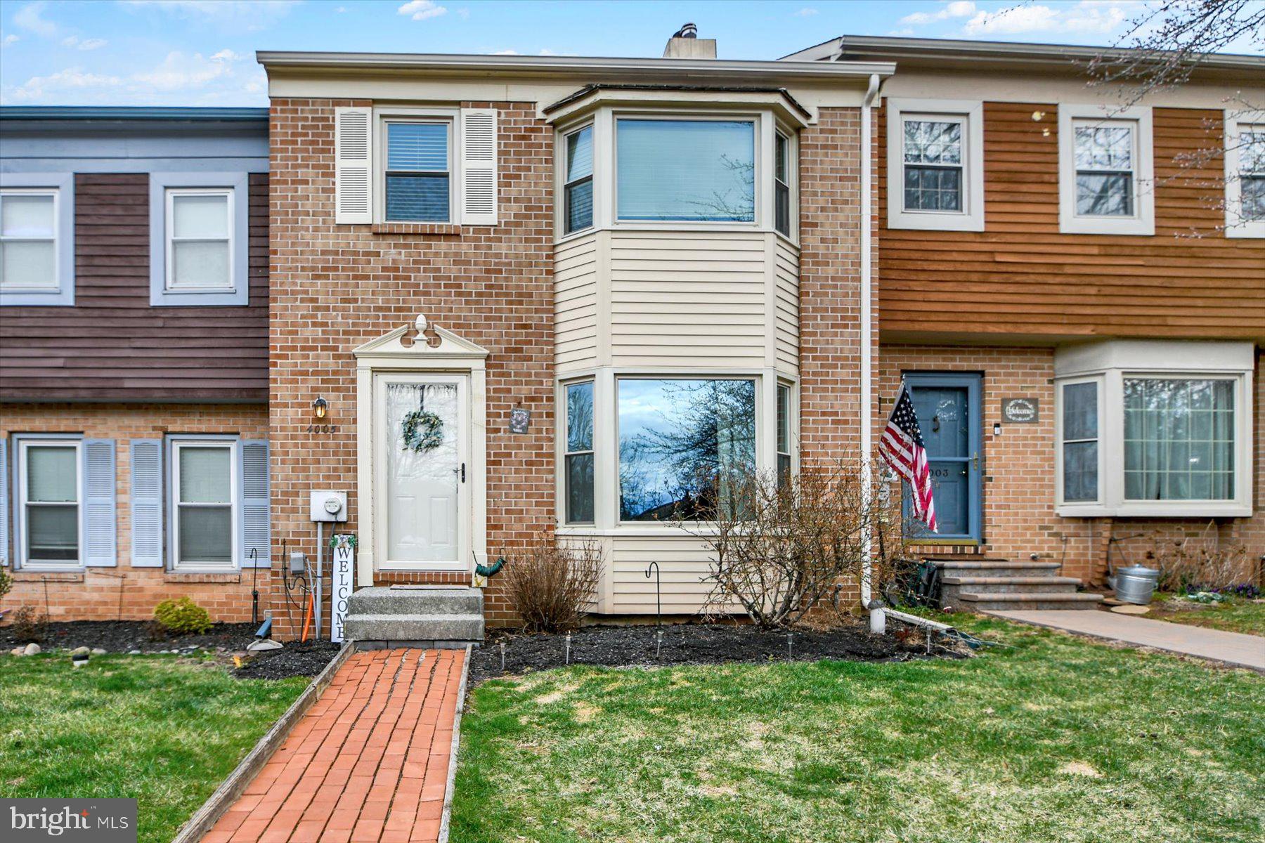 Newly renovated 2 Bedroom, 2.5 Bath Interior Row Townhome in the highly desirable Carriage Run Community located just blocks from the heart of Skippack. Kitchen has been remodeled and includes shaker cabinets, upgraded stainless-steel appliances and quartz countertops. Other renovations include plank flooring on the main level, carpeting on the upper level, toilets, sinks, vanity, and fresh paint throughout. The main level features a living room with large bay window providing natural sunlight throughout the day, kitchen with large island, wine fridge with additional cabinet storage, a glass slider leading to the rear deck, and updated powder room. The second floor has two bedrooms with full private baths and second floor laundry with washer and dryer. Full size basement with storage space. Conveniently located within walking distance to Skippack Village with many shops, restaurants, entertainment and more. Minutes from the Perkiomen Trail, Evansburg State Park and Palmer Park. Easy access to Routes 73, 29, 113 and 422. Located within 5 minutes of the PA Turnpike, 15 minutes to Providence Town Center, and 30 minutes from King of Prussia. Owner will pay the association fee which covers tenant's Trash Service, Lawn Care and Snow Removal in Common Areas. Tenant pays all utilities and is responsible for maintaining landscaping. Tenant will need to set up a P.O. Box. First month and security deposit due at lease signing.
***NO CATS***NO SMOKING***650+ Credit Score***