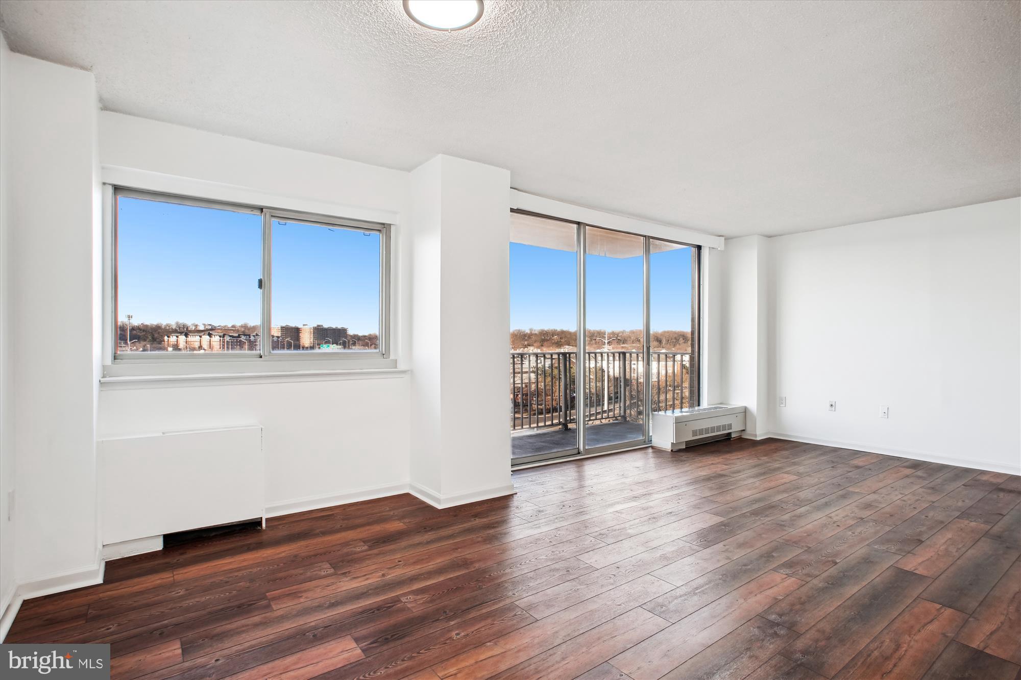 PARC EAST - Residential Lease