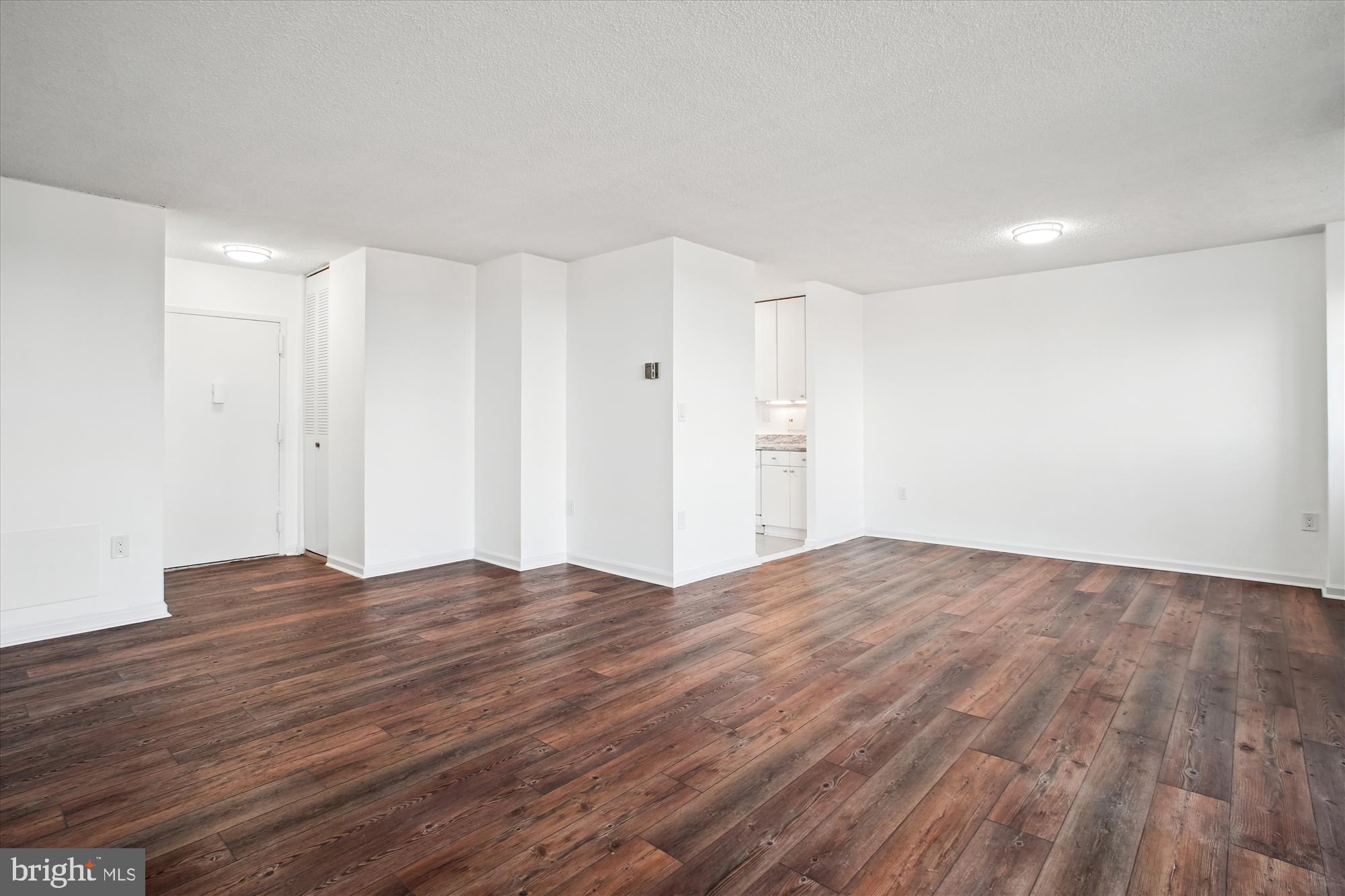 PARC EAST - Residential Lease