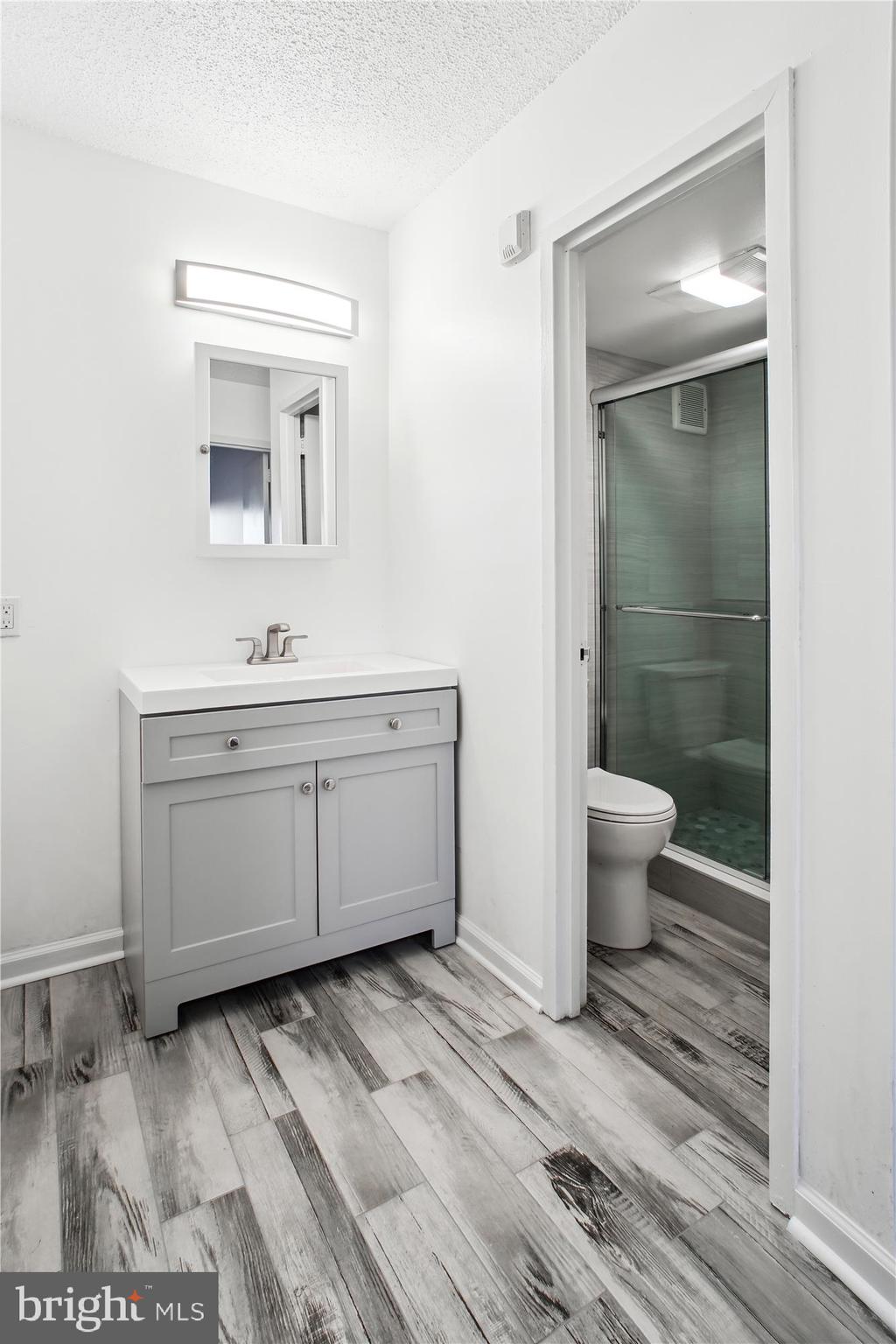 PARC EAST - Residential Lease