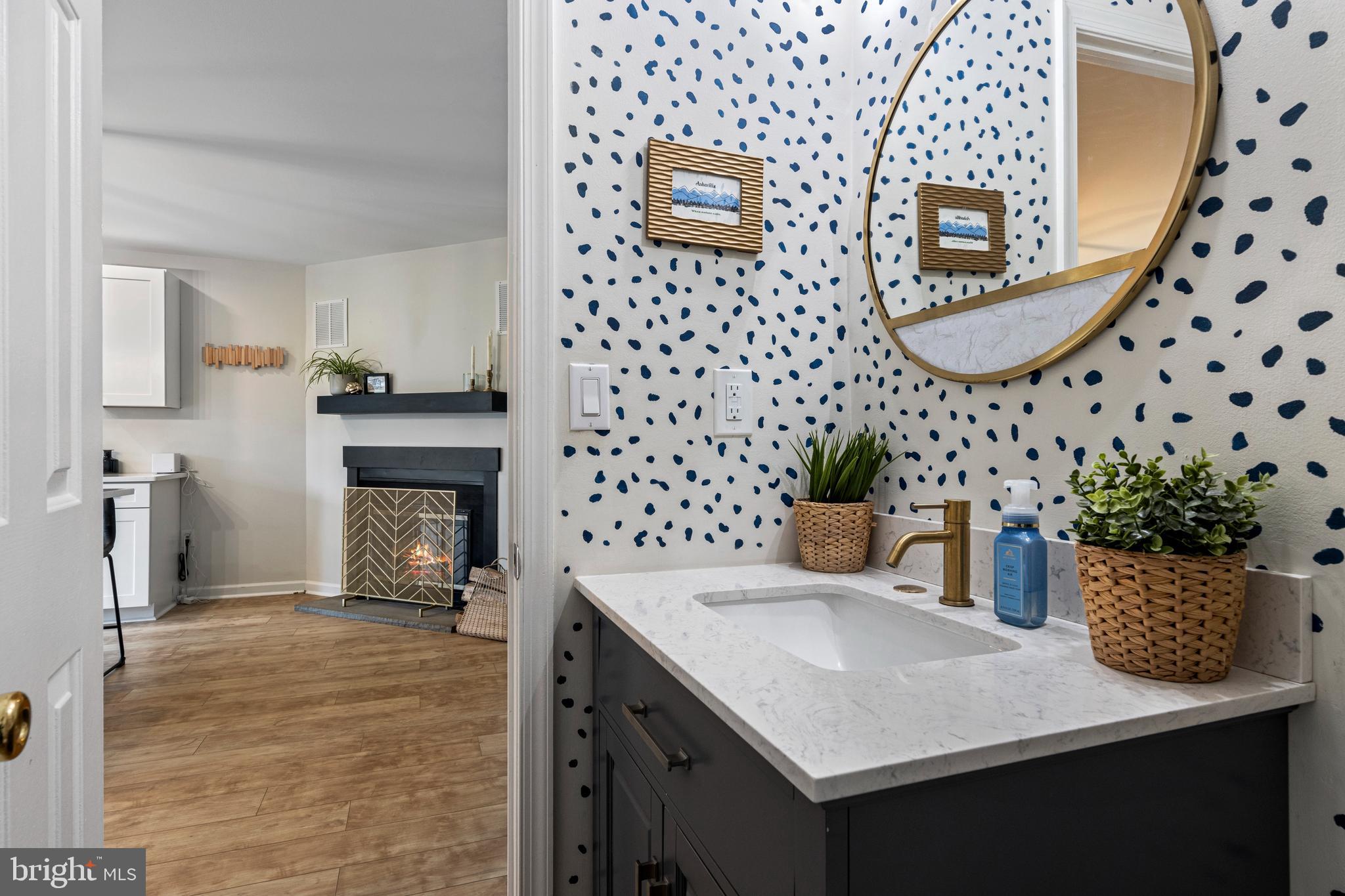 AVONDALE SPRINGS - Residential