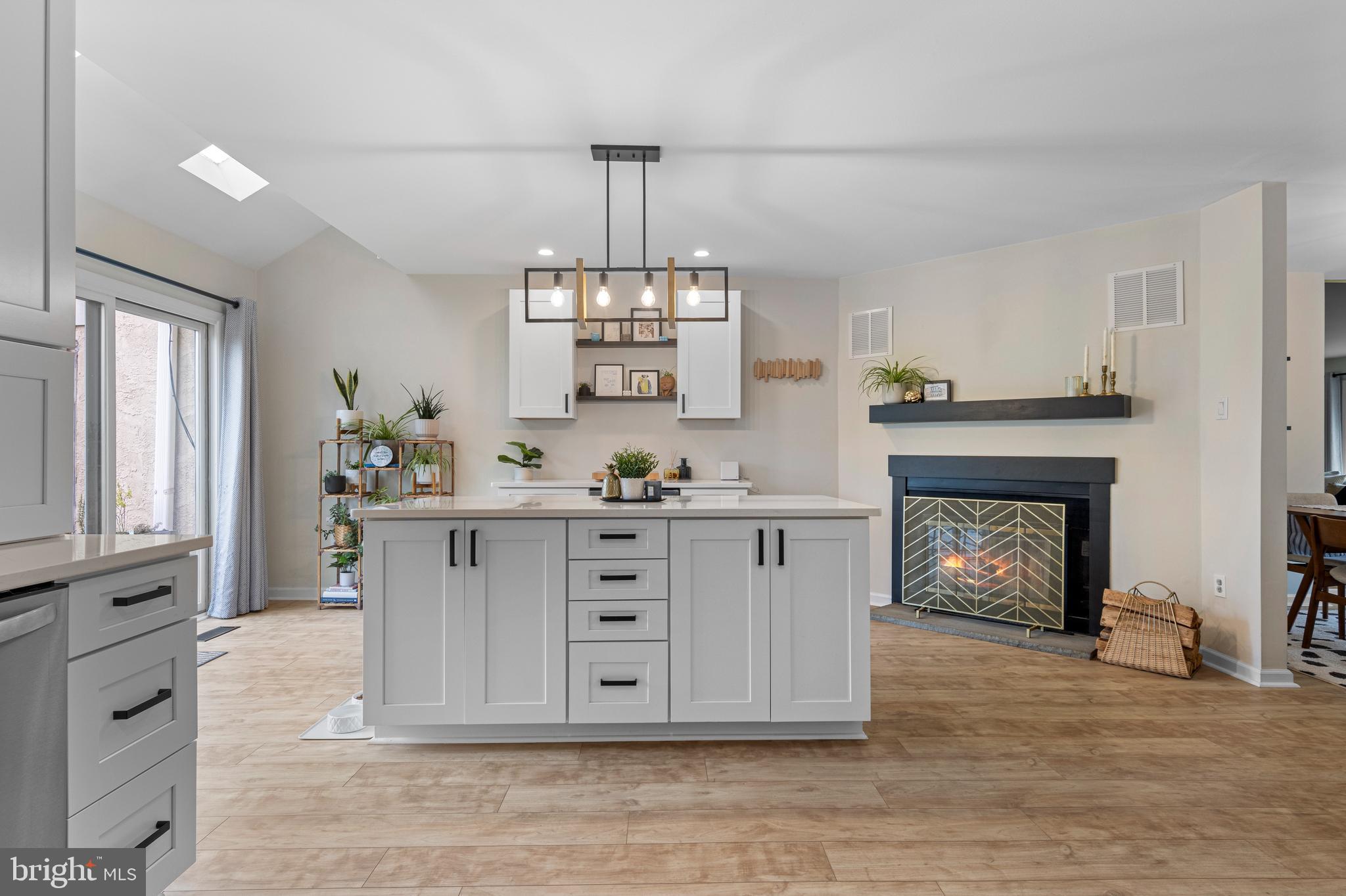 AVONDALE SPRINGS - Residential