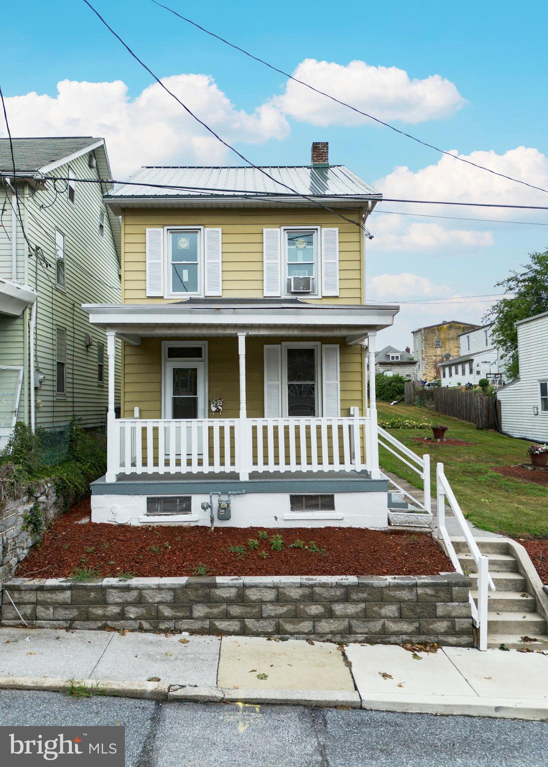 521 2ND STREET