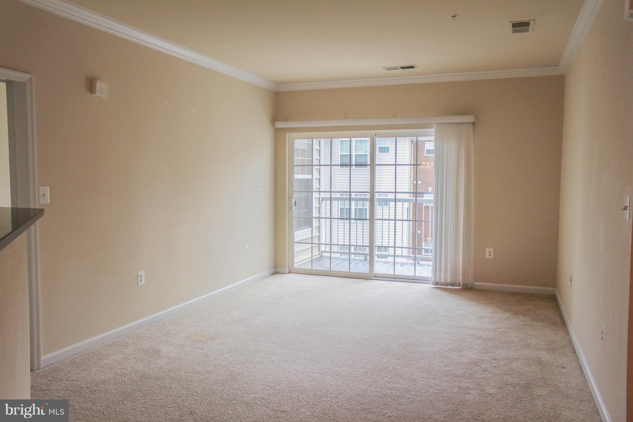 THE RESERVE CONDOMINIUMS - Residential Lease