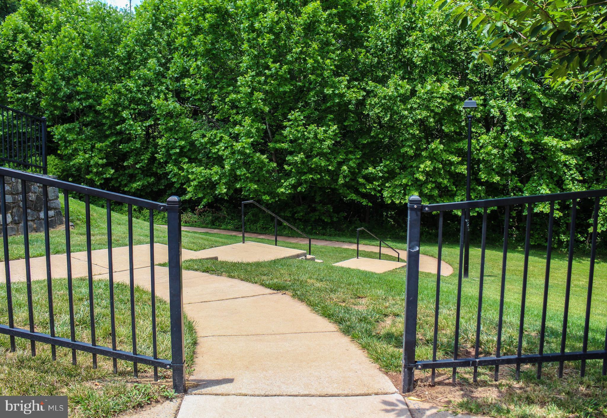 THE RESERVE CONDOMINIUMS - Residential Lease