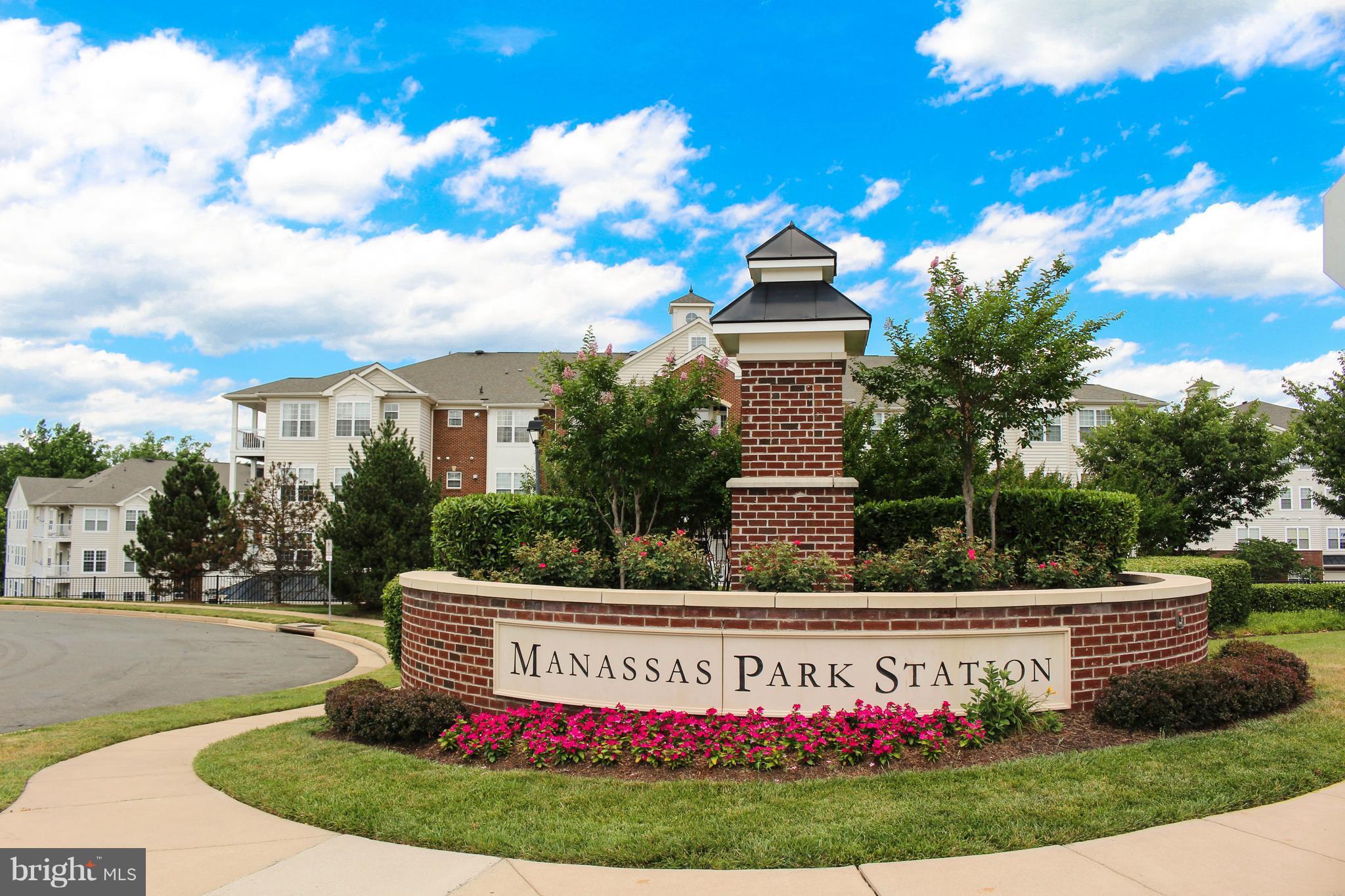 THE RESERVE CONDOMINIUMS - Residential Lease