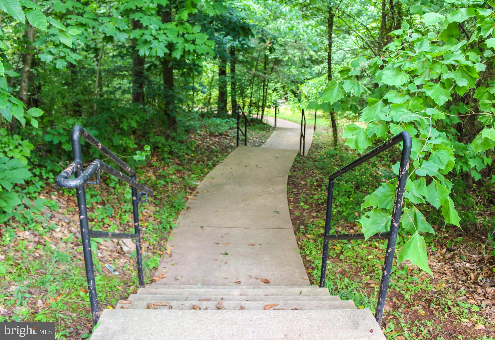 THE RESERVE CONDOMINIUMS - Residential Lease