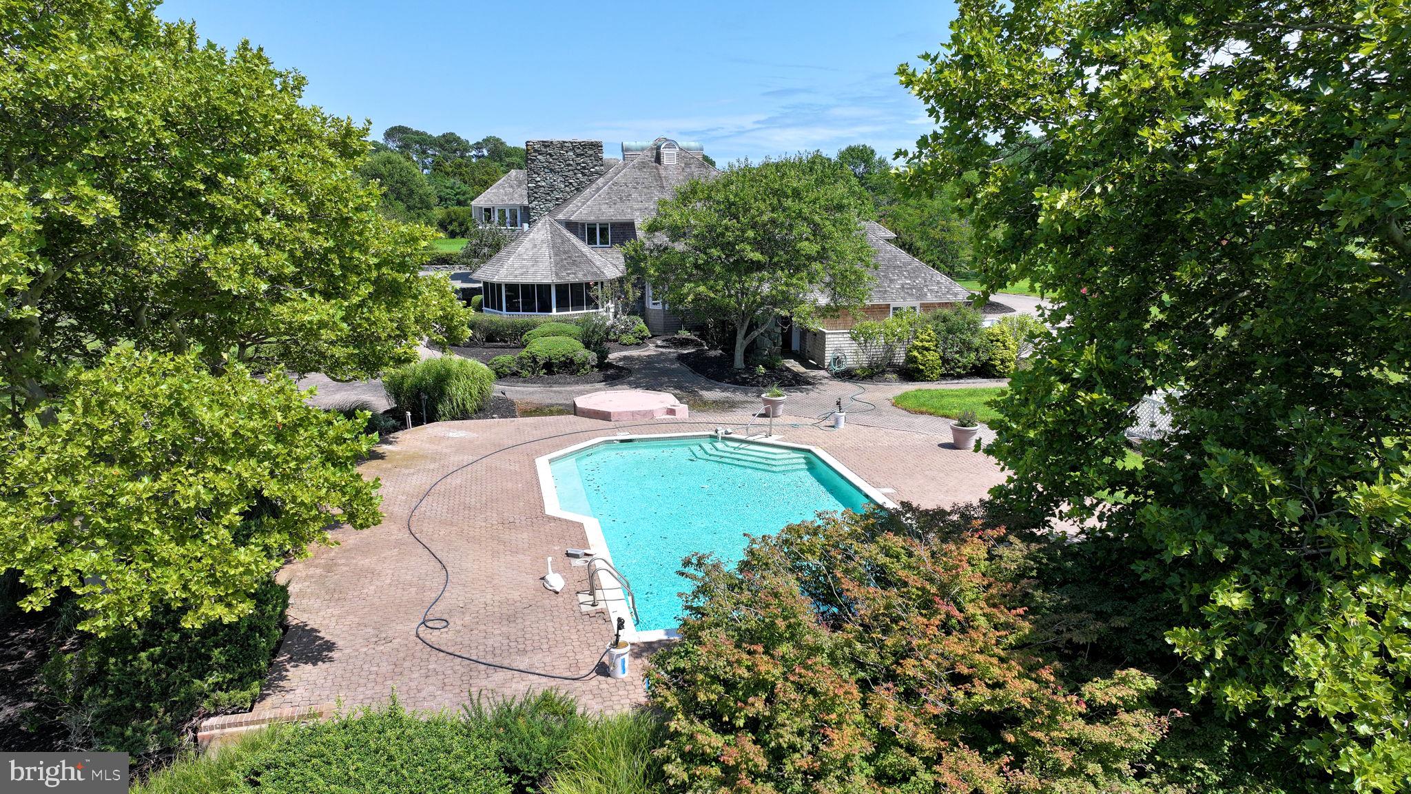 12903 WINDY DRIVE