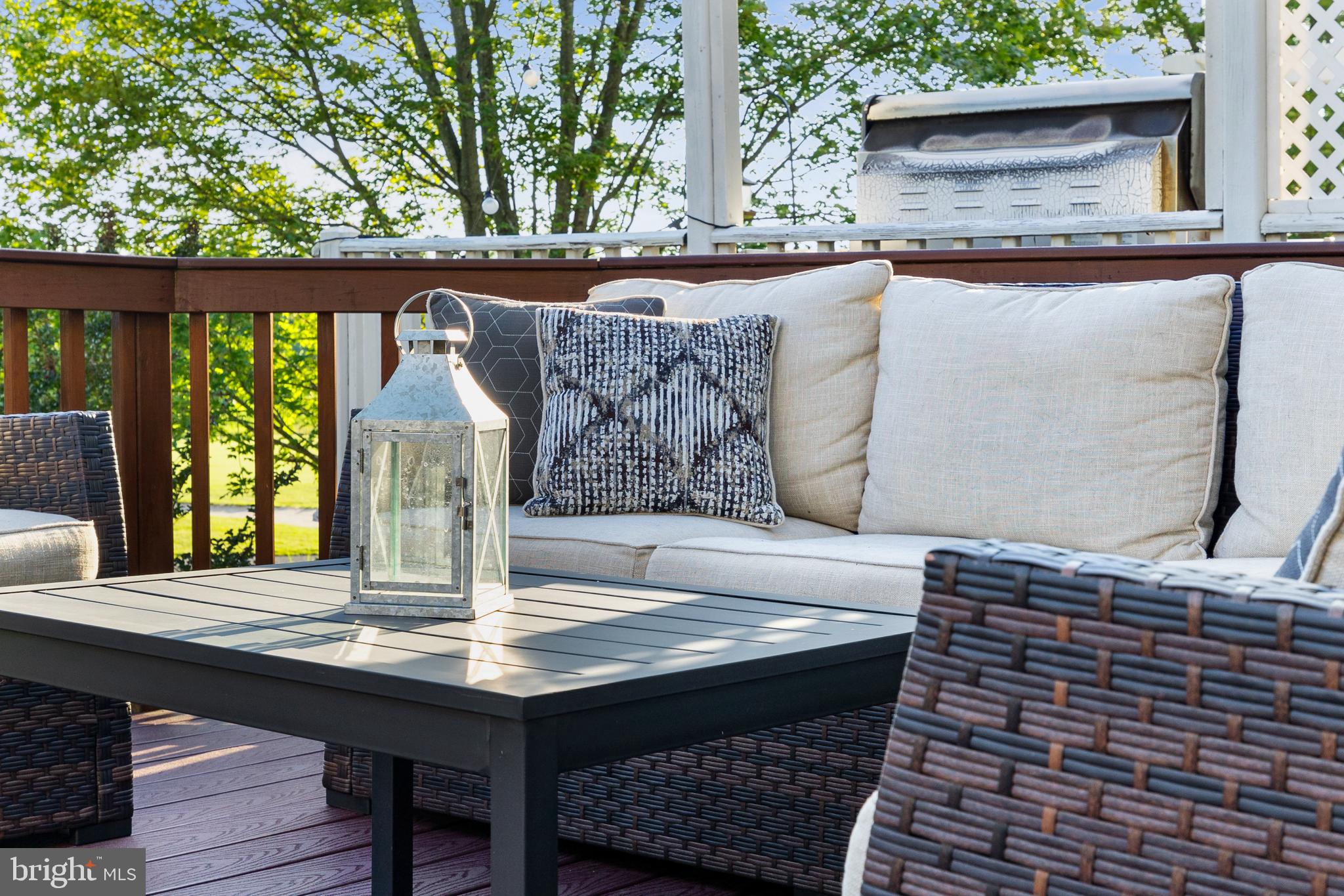 SOUTH RIDING - Residential