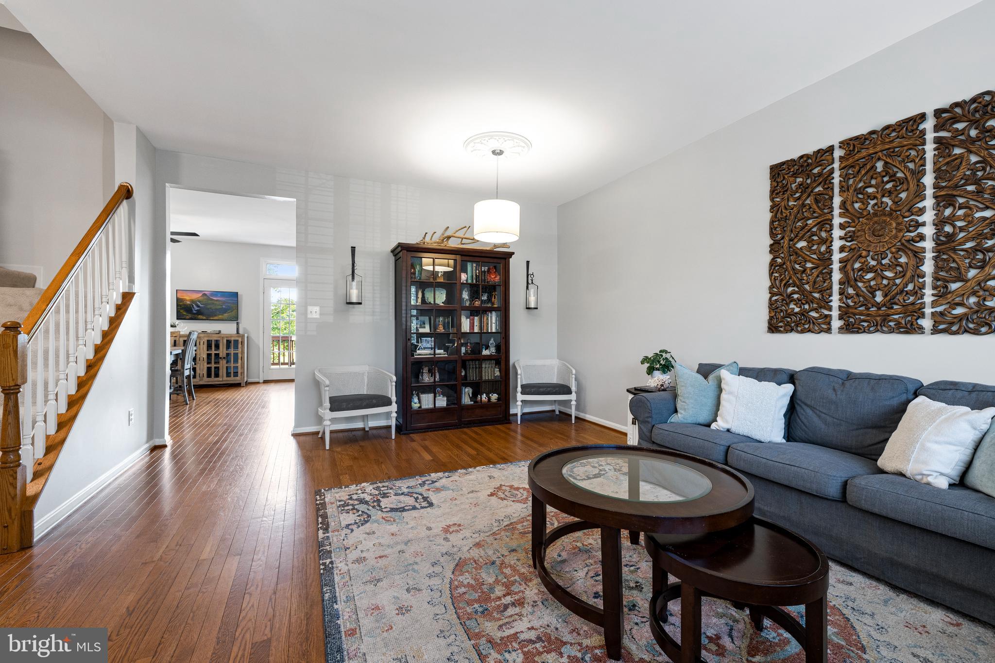 SOUTH RIDING - Residential