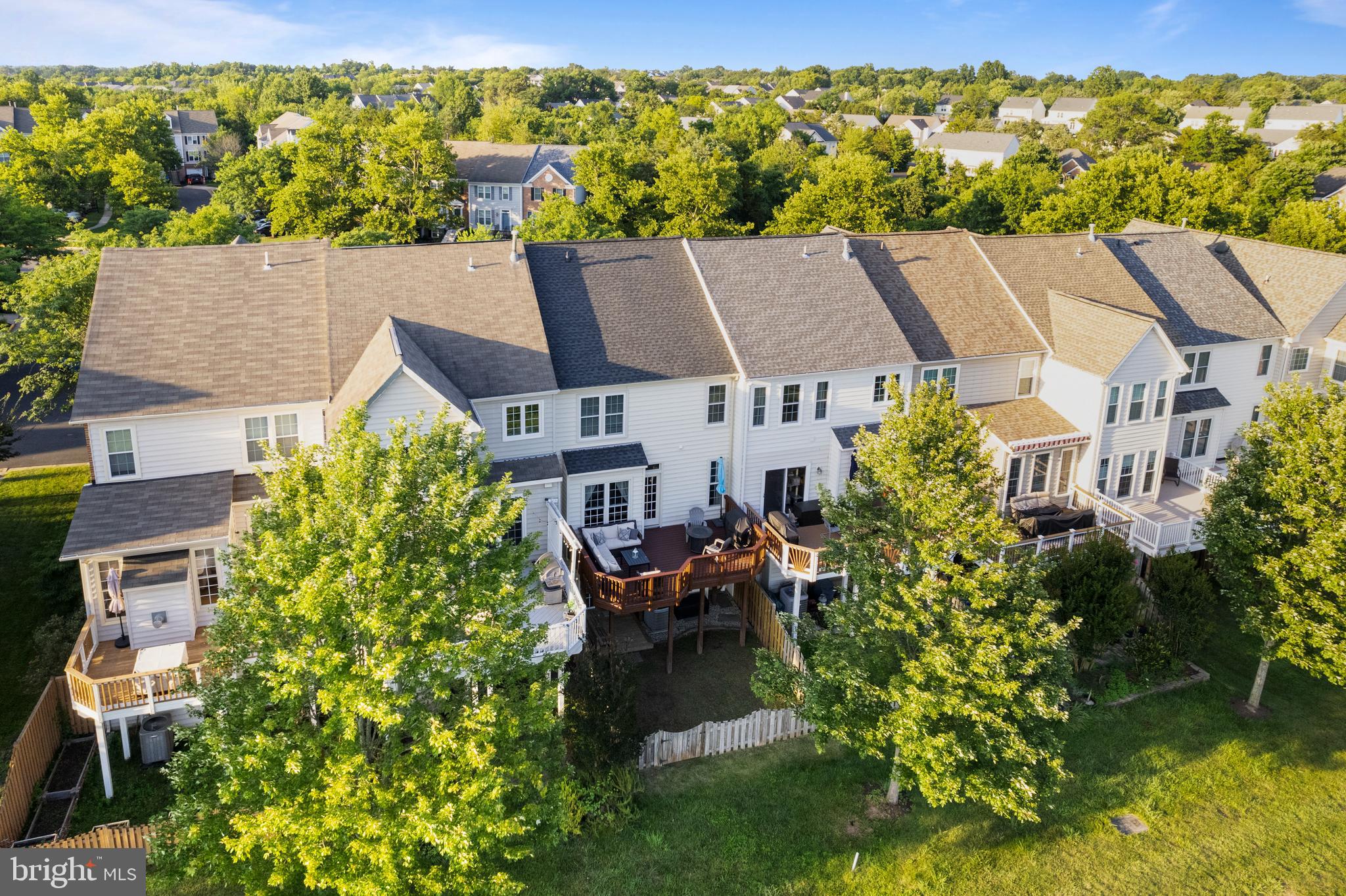 SOUTH RIDING - Residential