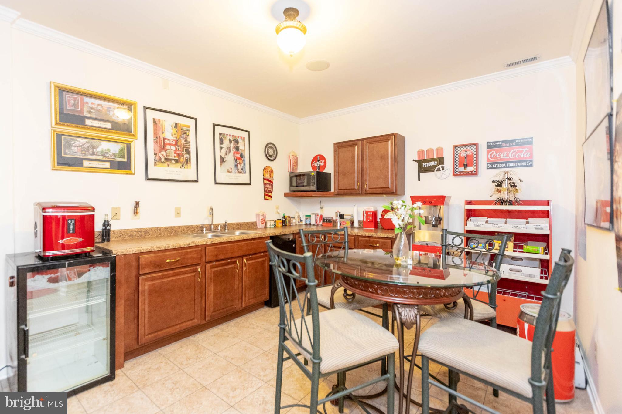 HOLLYBROOK - Residential