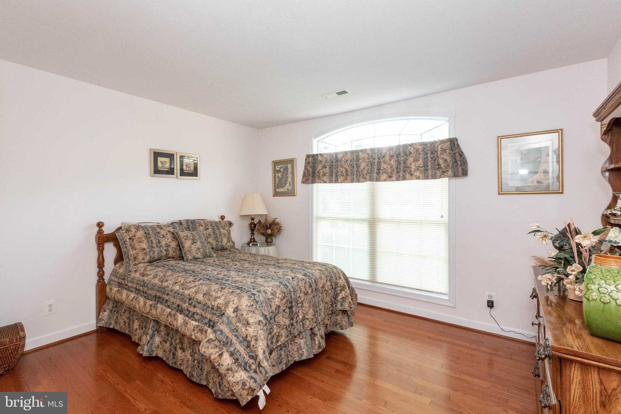 HOLLYBROOK - Residential