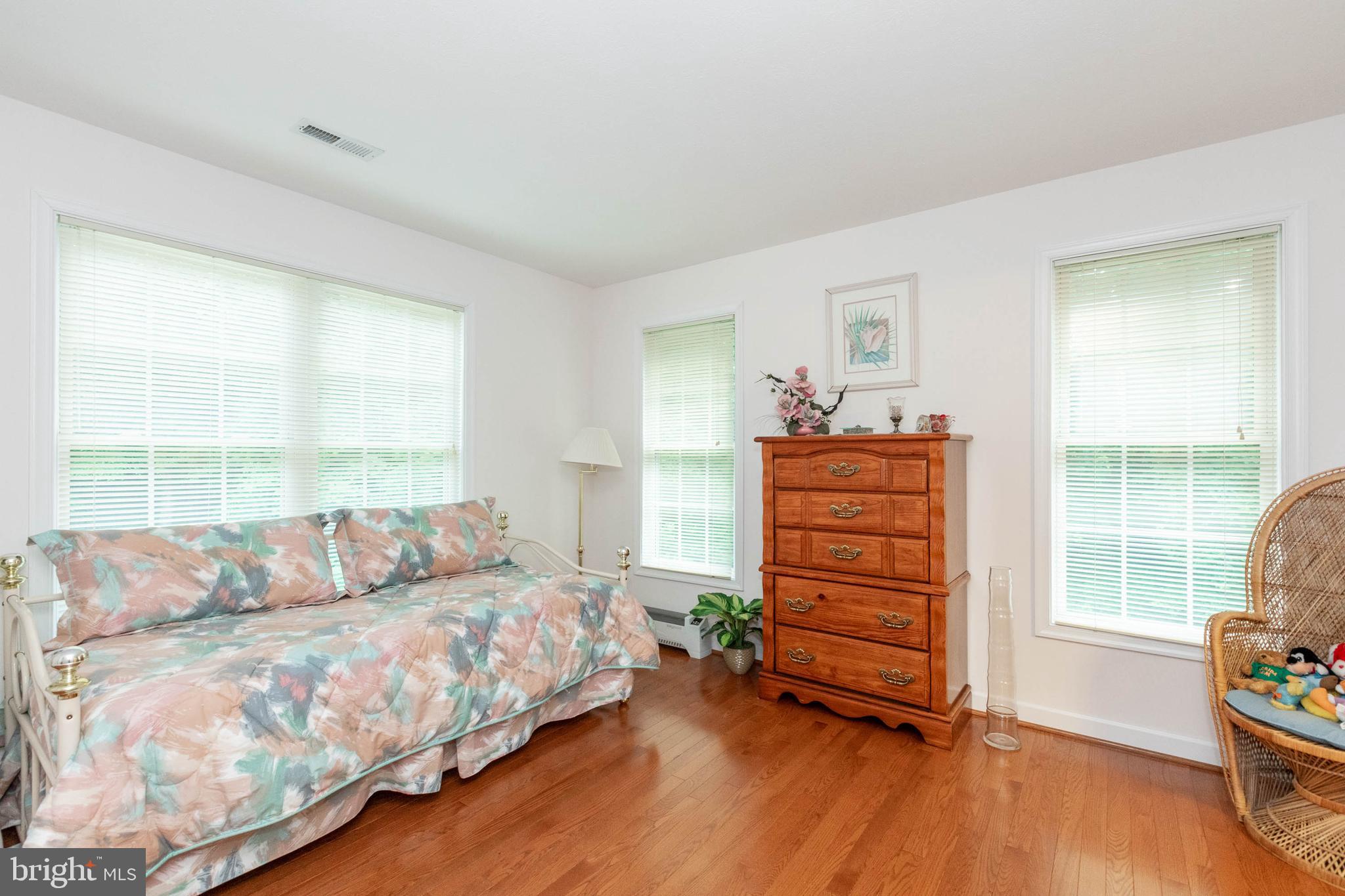 HOLLYBROOK - Residential