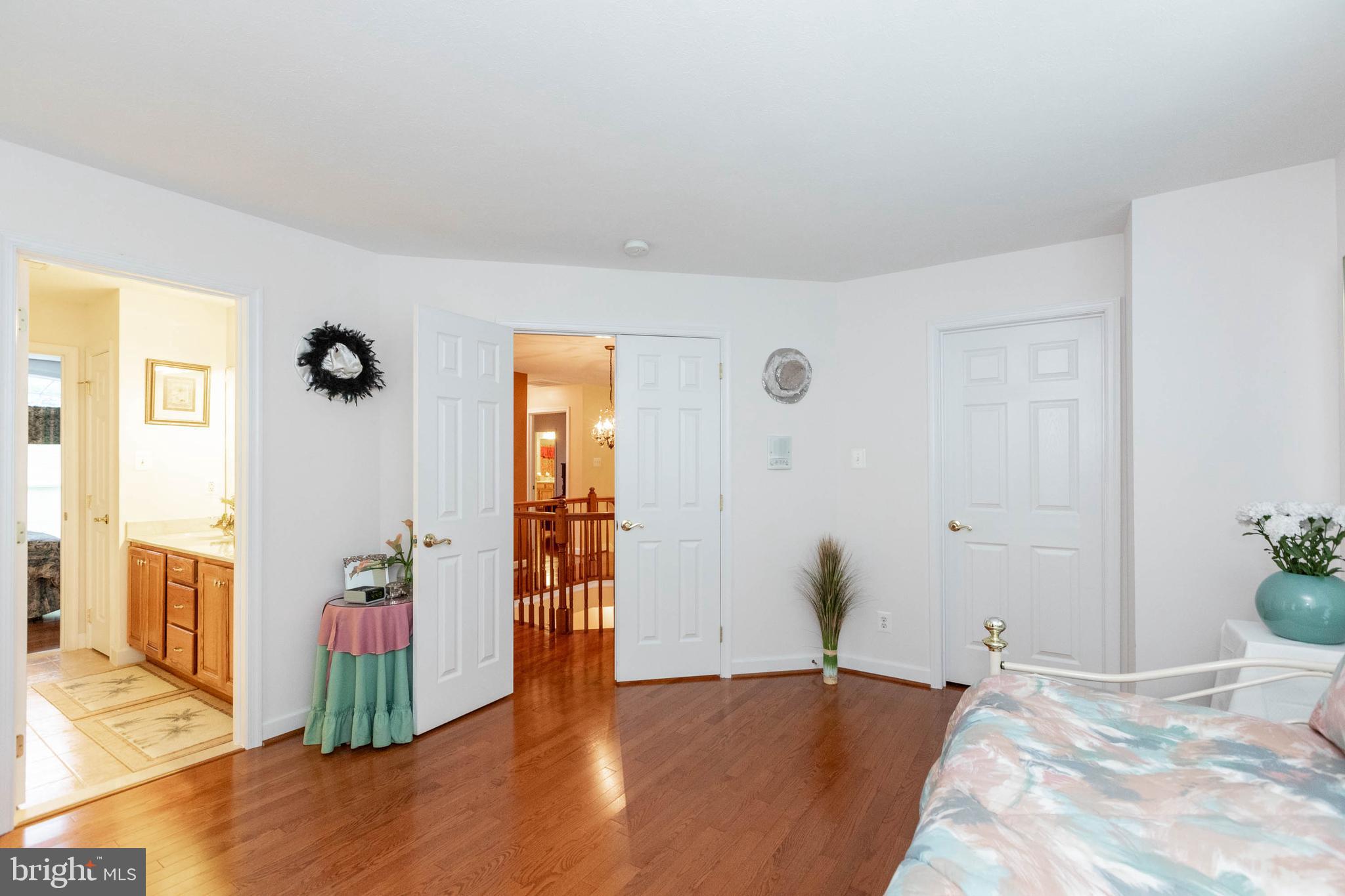 HOLLYBROOK - Residential