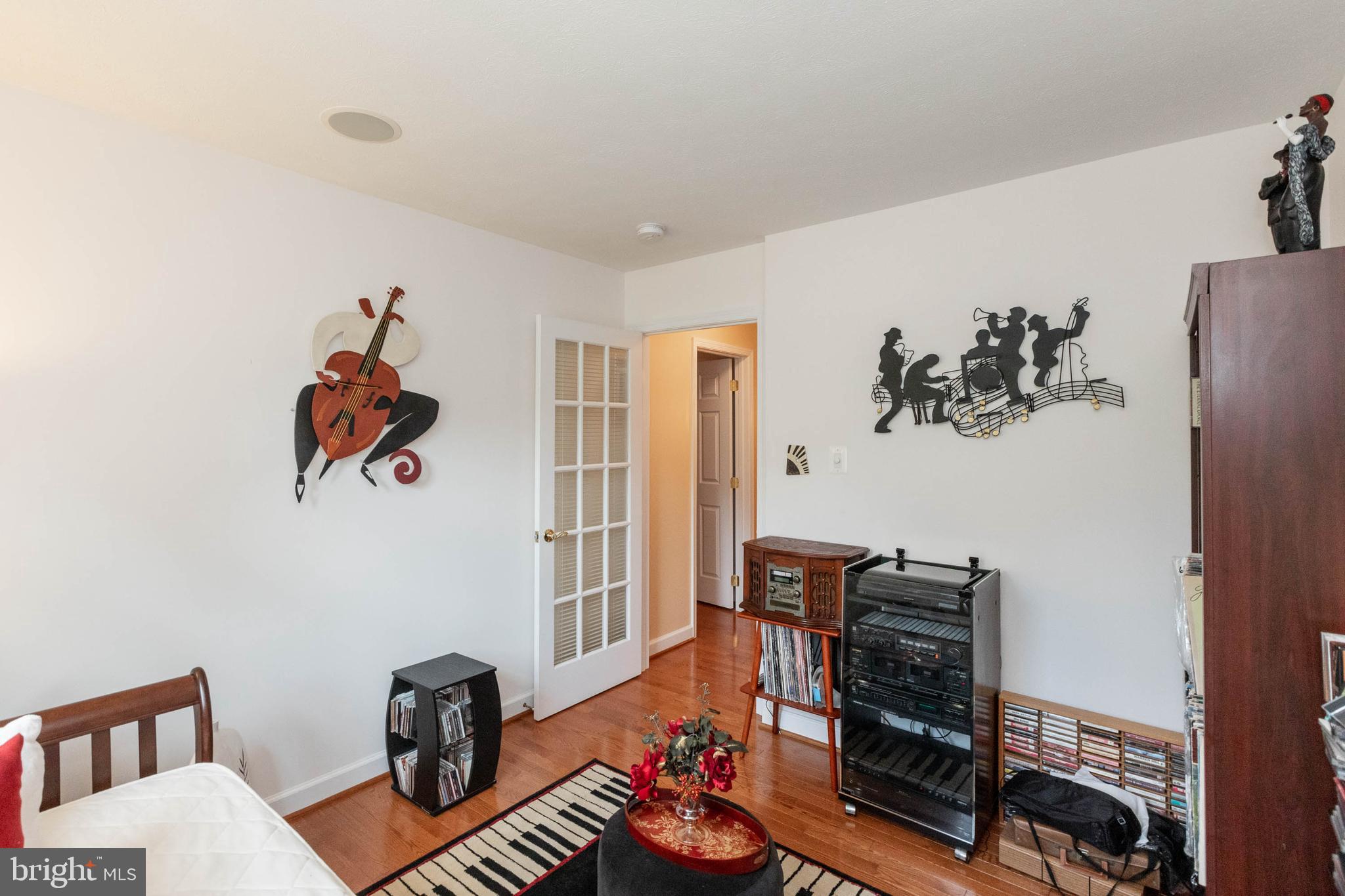 HOLLYBROOK - Residential