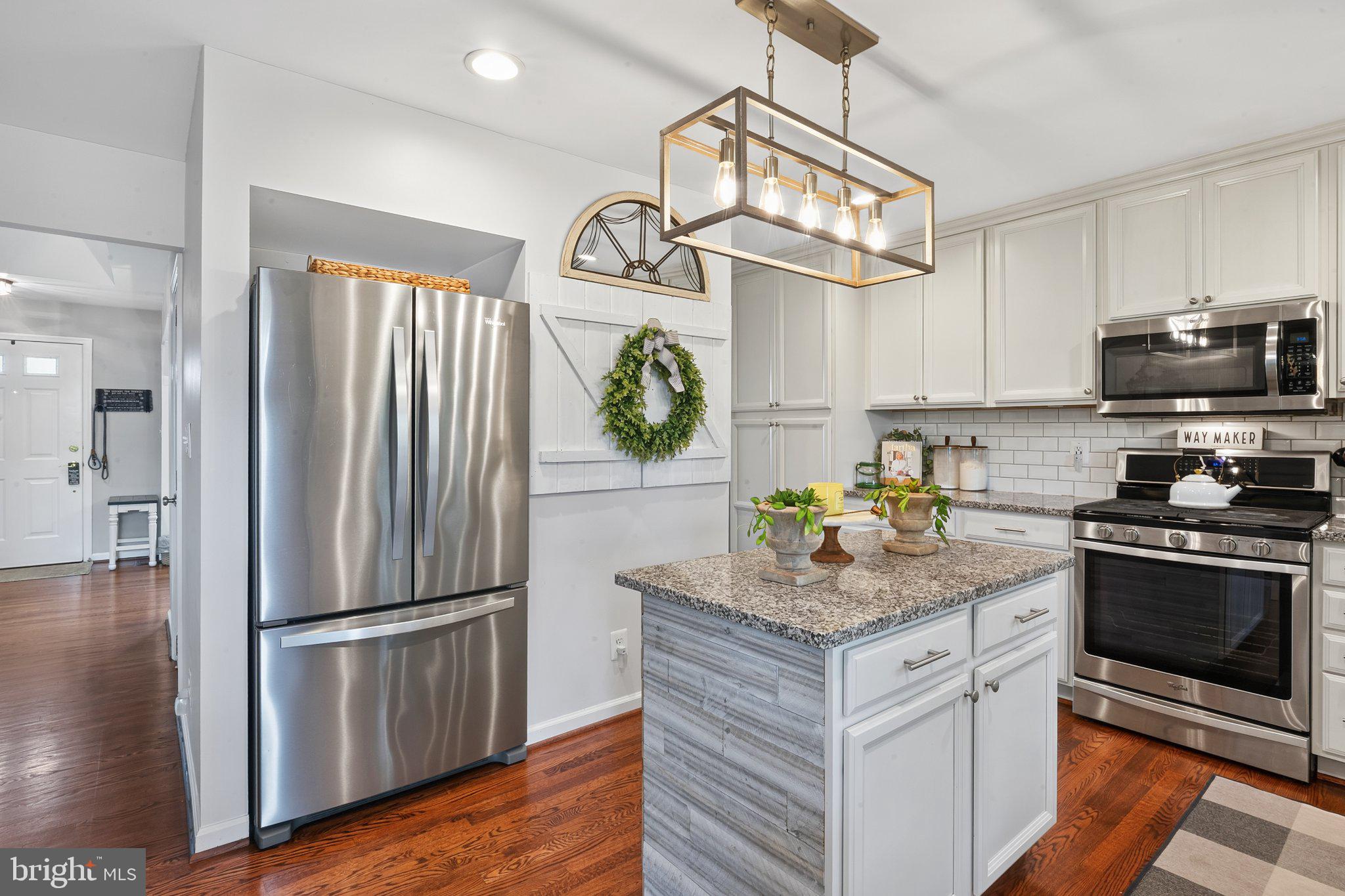 6517 BEECHNUT CIRCLE