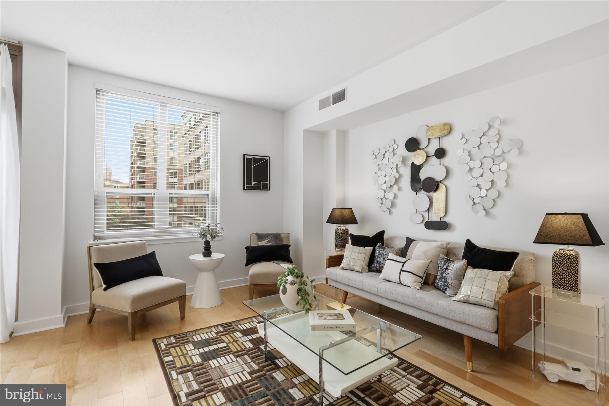 RESIDENCES AT LIBERTY CENTER - Residential