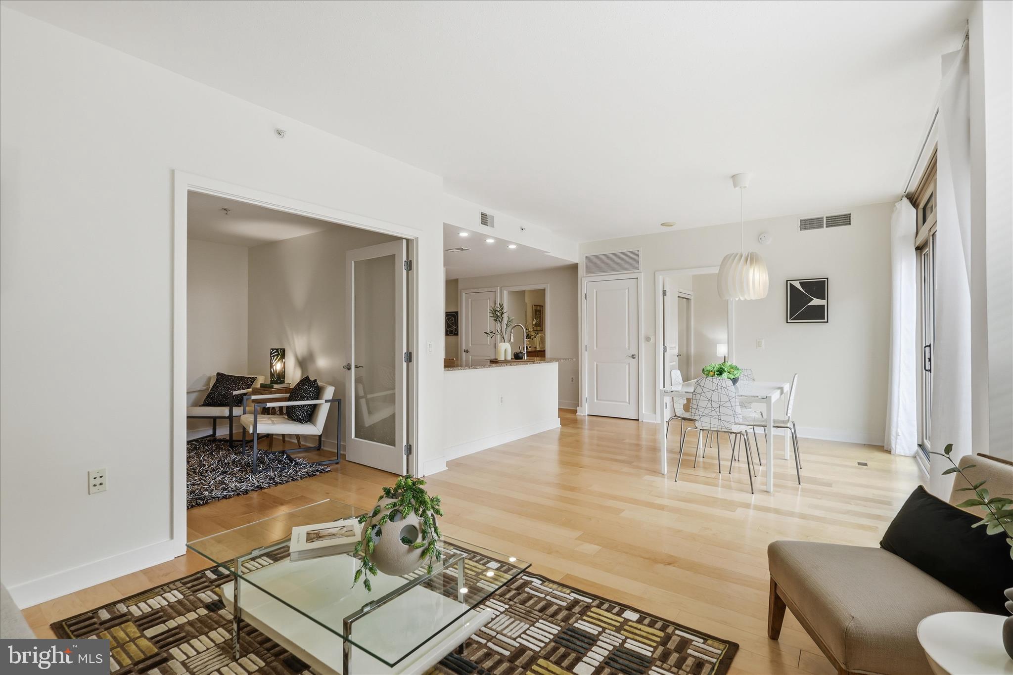 RESIDENCES AT LIBERTY CENTER - Residential