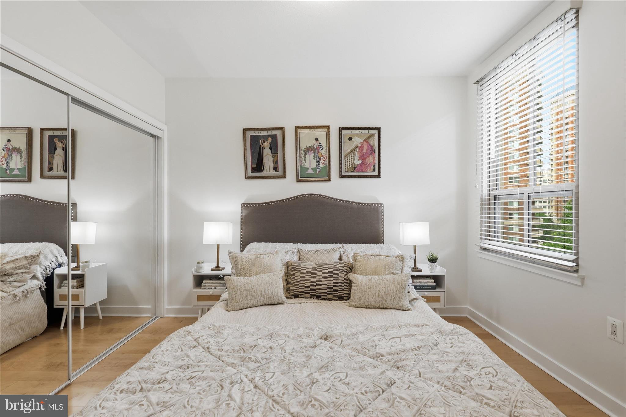 RESIDENCES AT LIBERTY CENTER - Residential