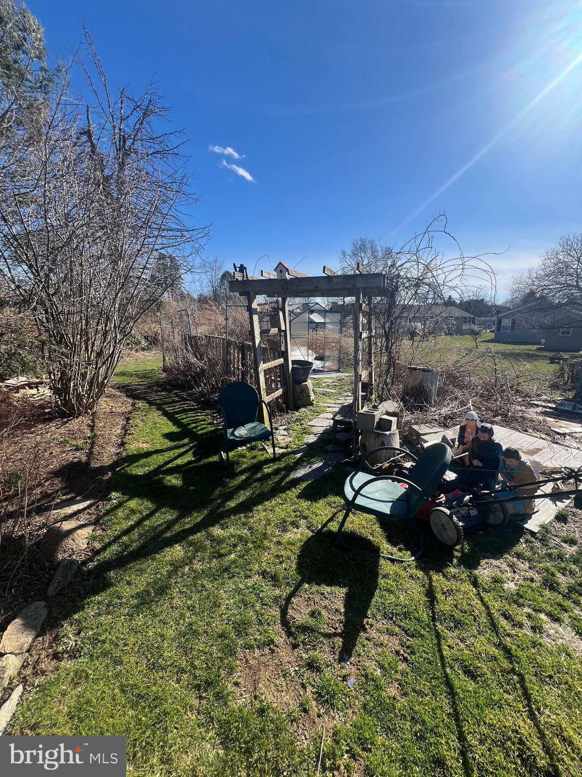 GREEN ACRES - Residential