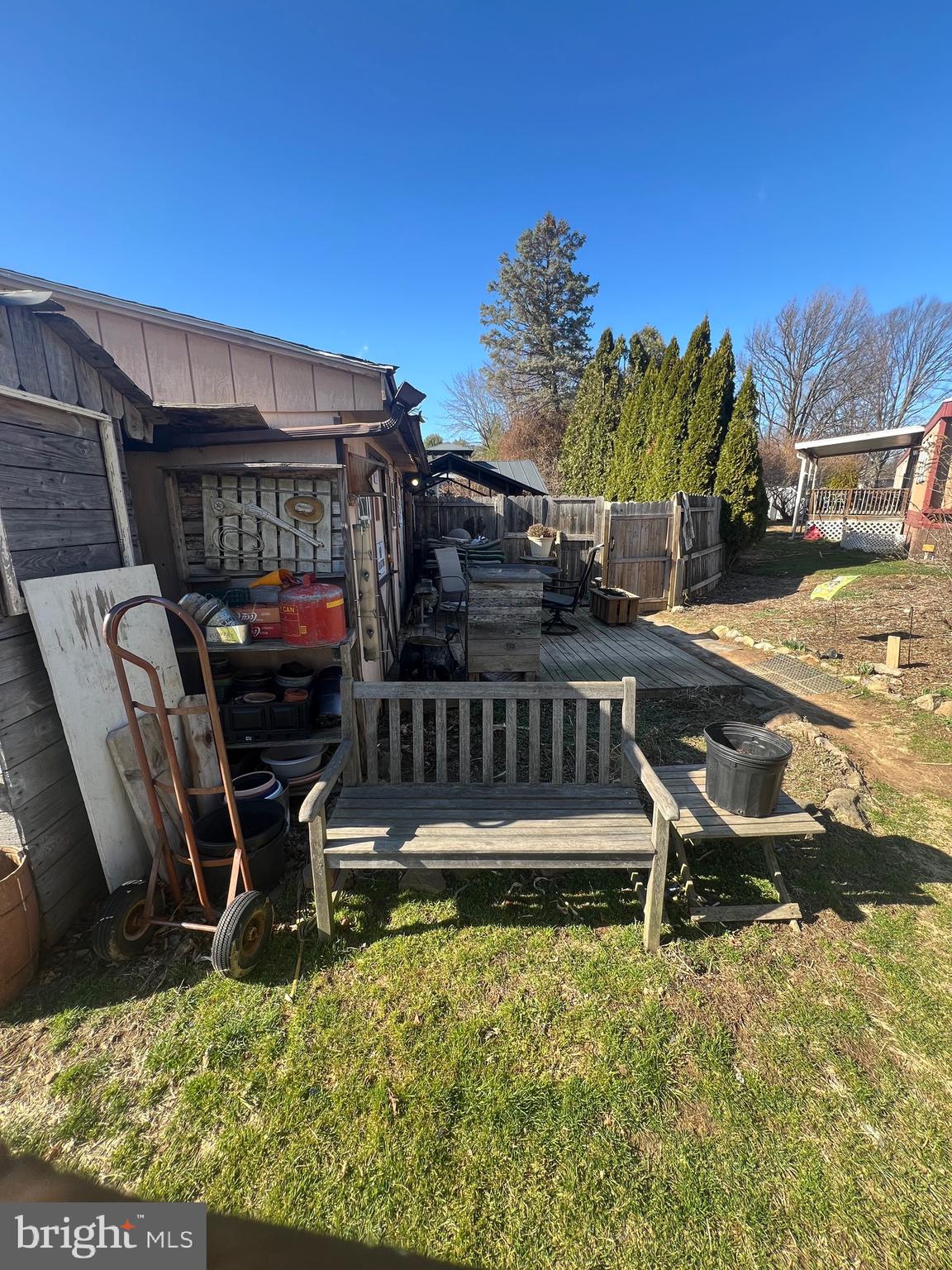 GREEN ACRES - Residential