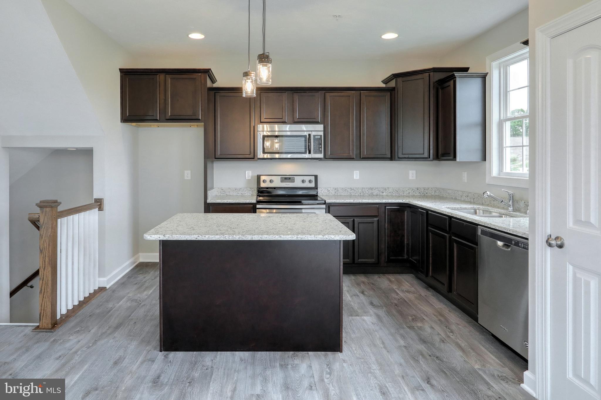 HUDSON RIDGE - Residential