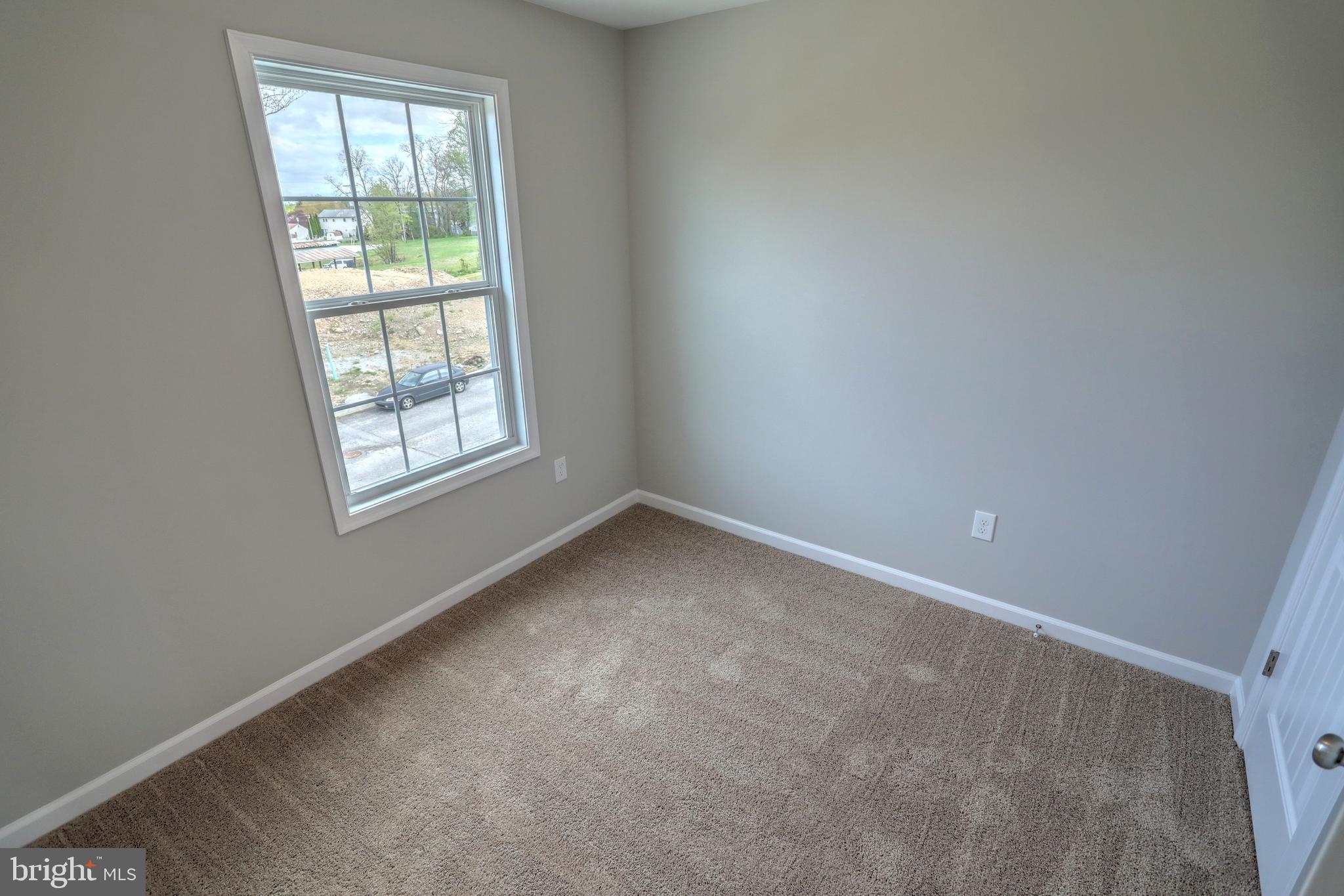 HUDSON RIDGE - Residential