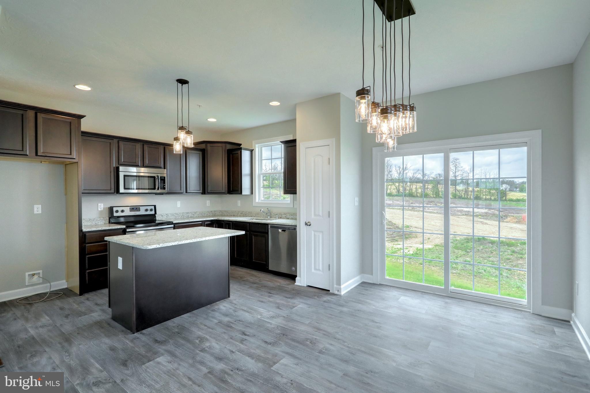 HUDSON RIDGE - Residential