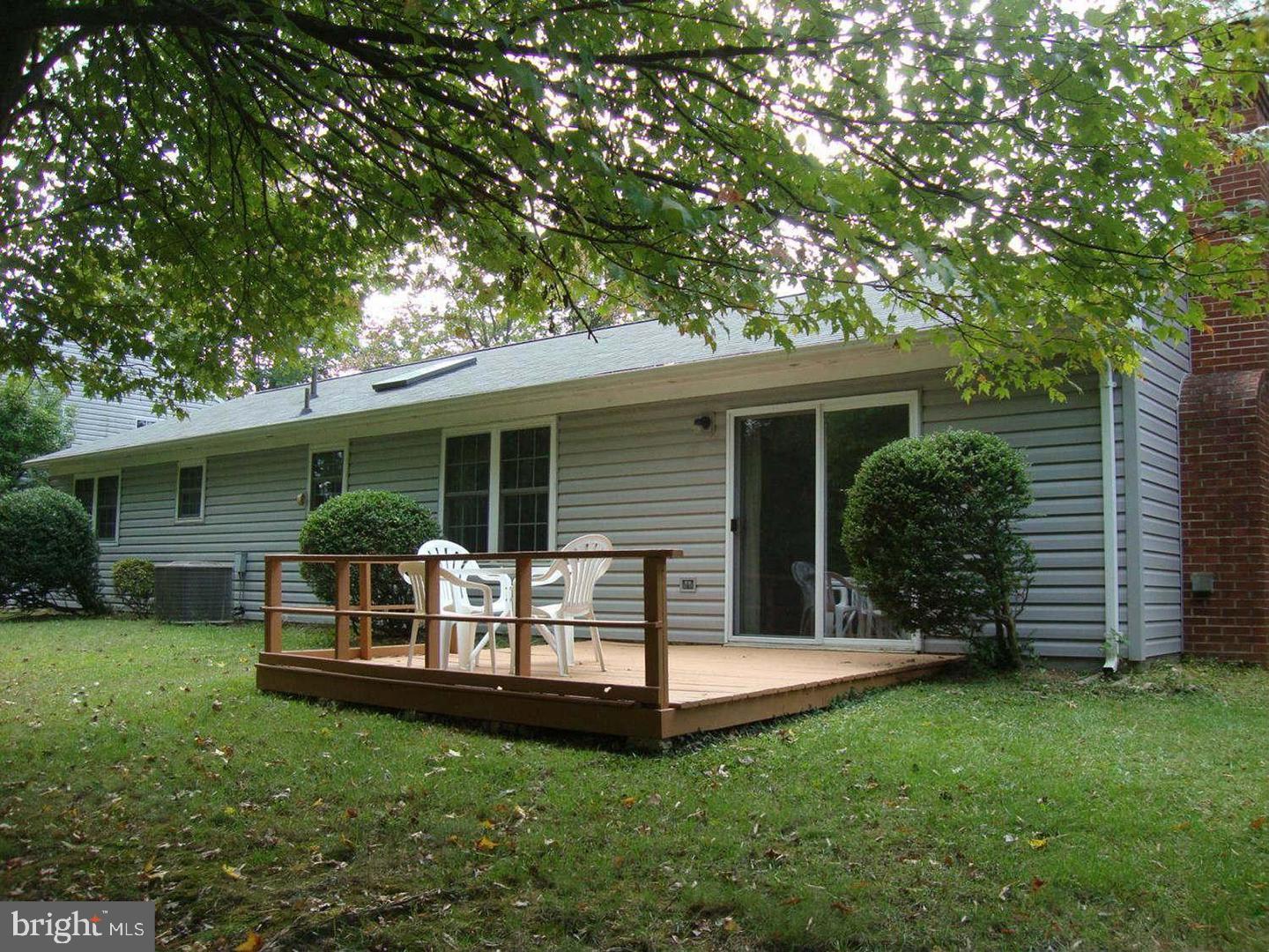 2094 CHAPELSIDE COURT