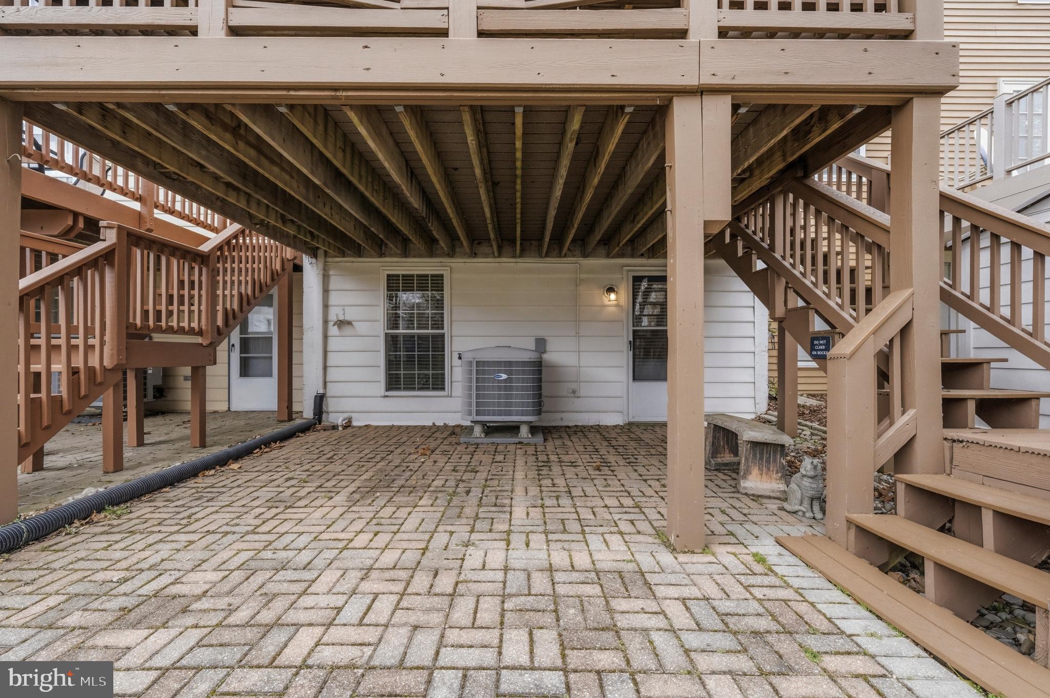 BEECH CREEK - Residential