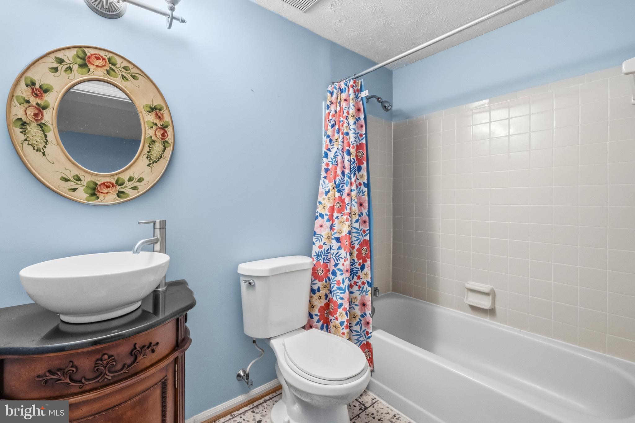 BEECH CREEK - Residential