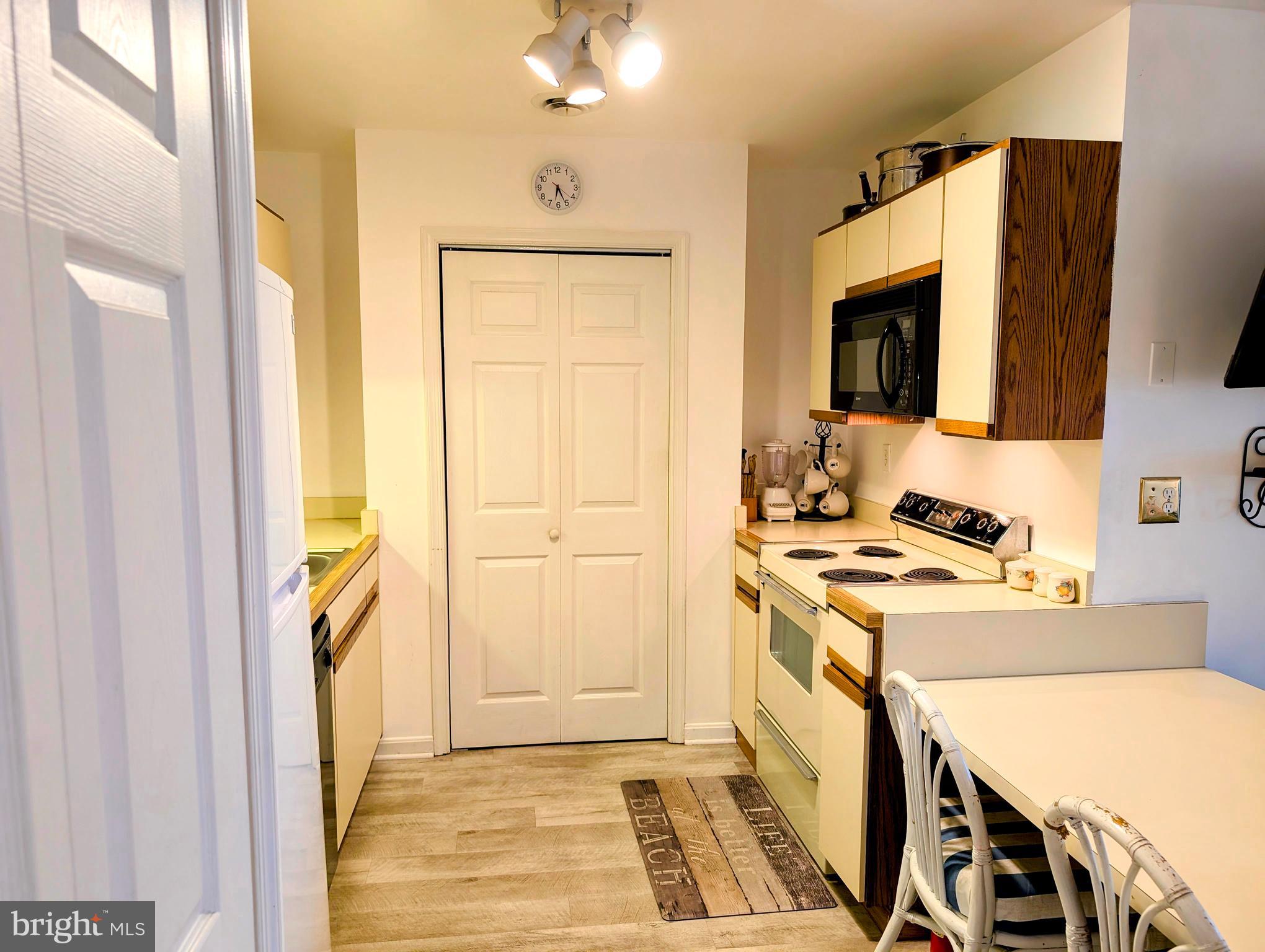 CLUB OCEAN VILLAS I - Residential