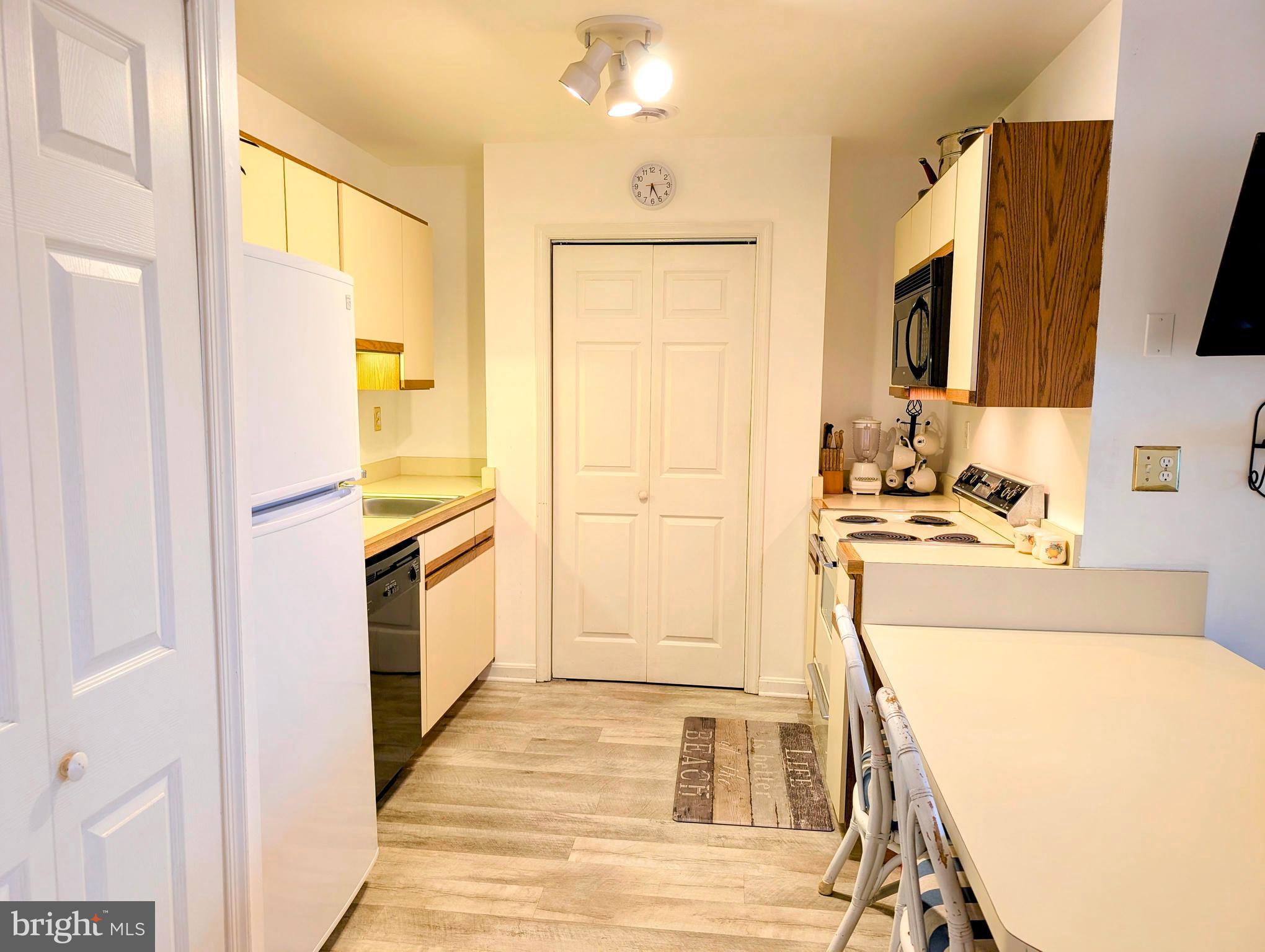 CLUB OCEAN VILLAS I - Residential