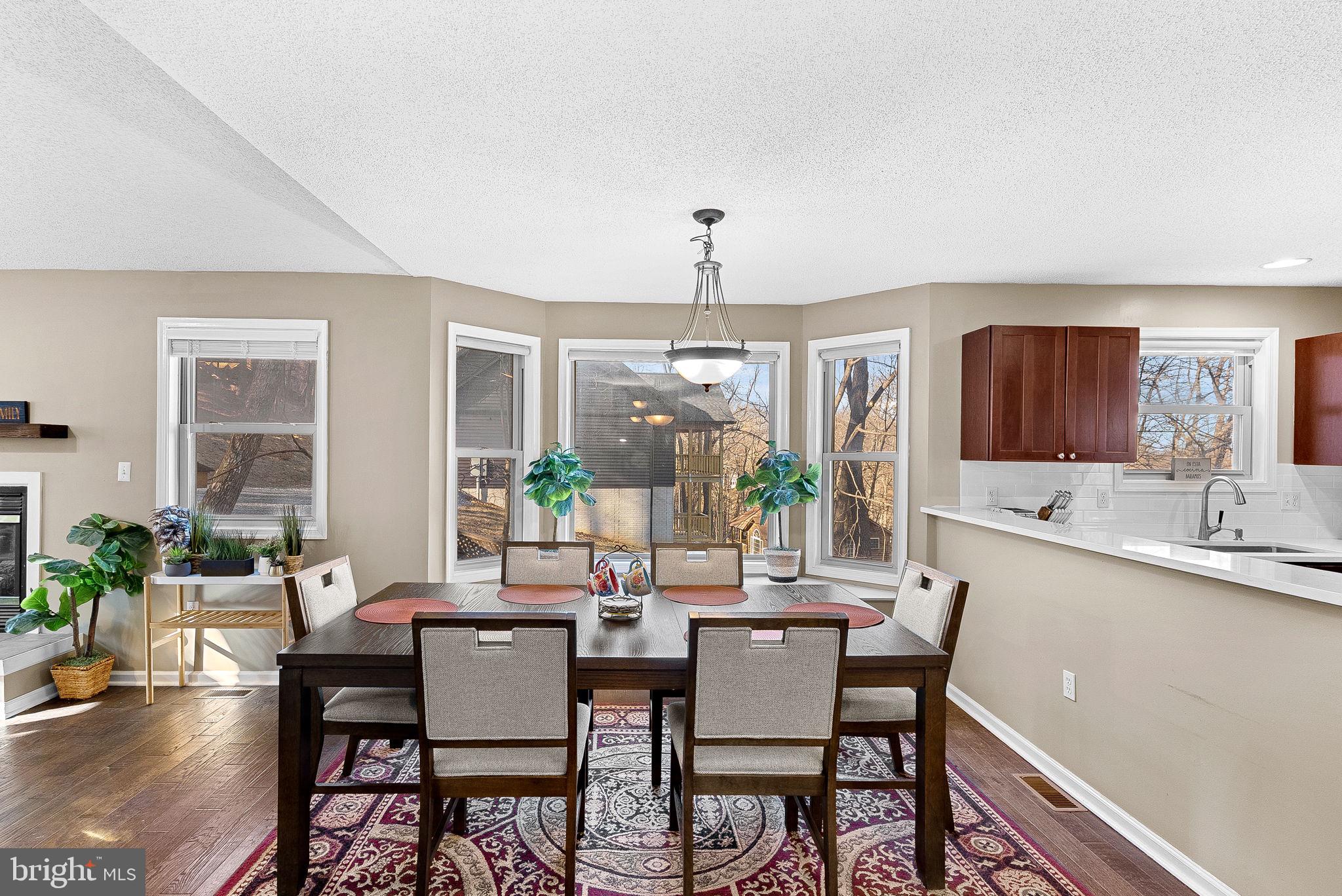 HIGH KNOB - Residential