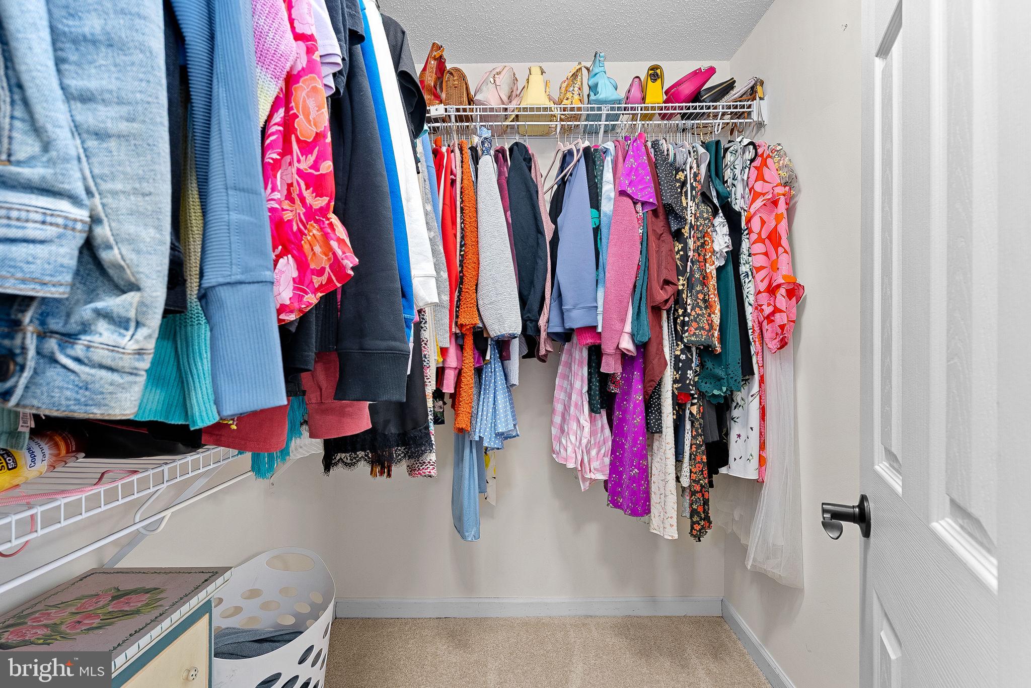 HIGH KNOB - Residential