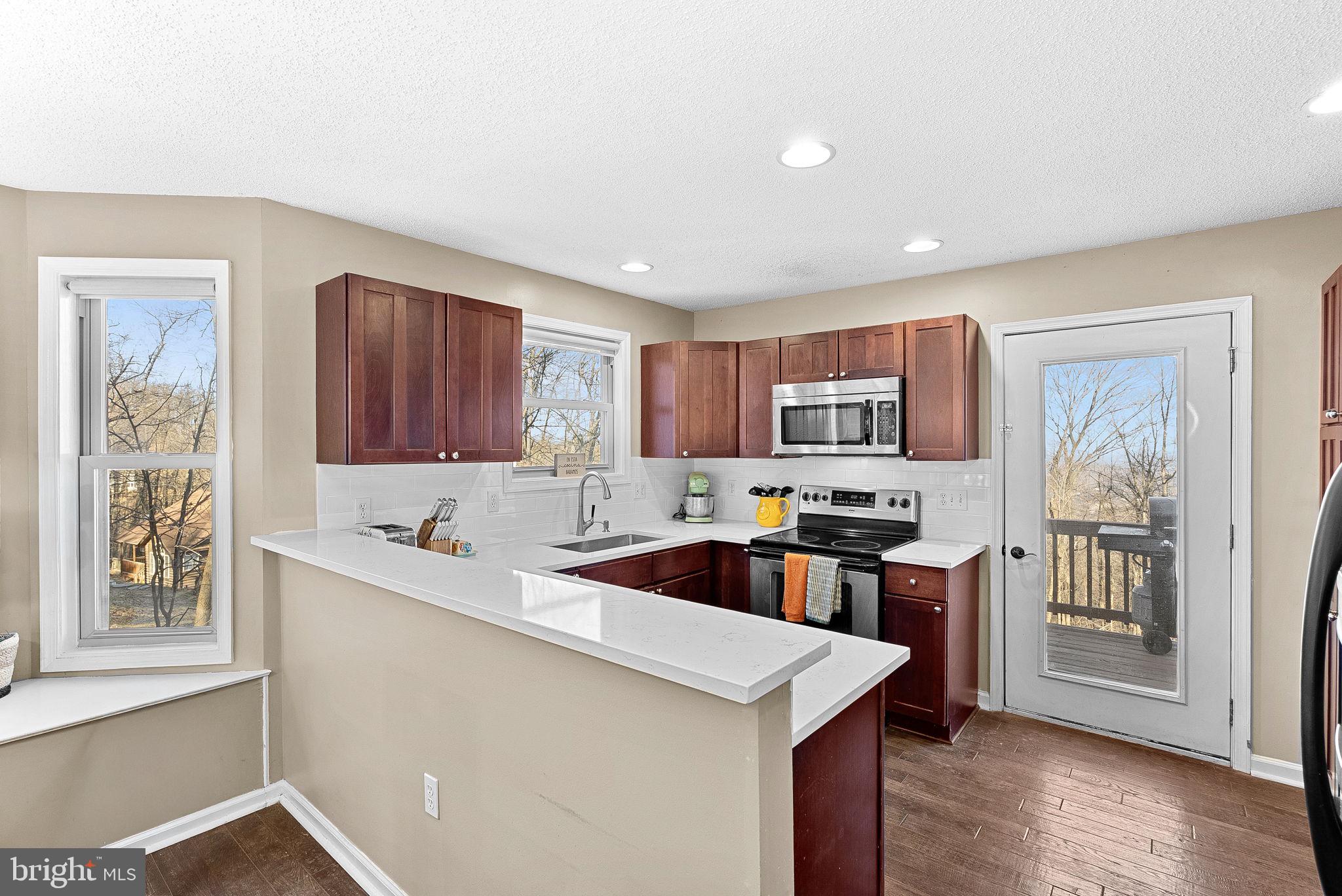 HIGH KNOB - Residential