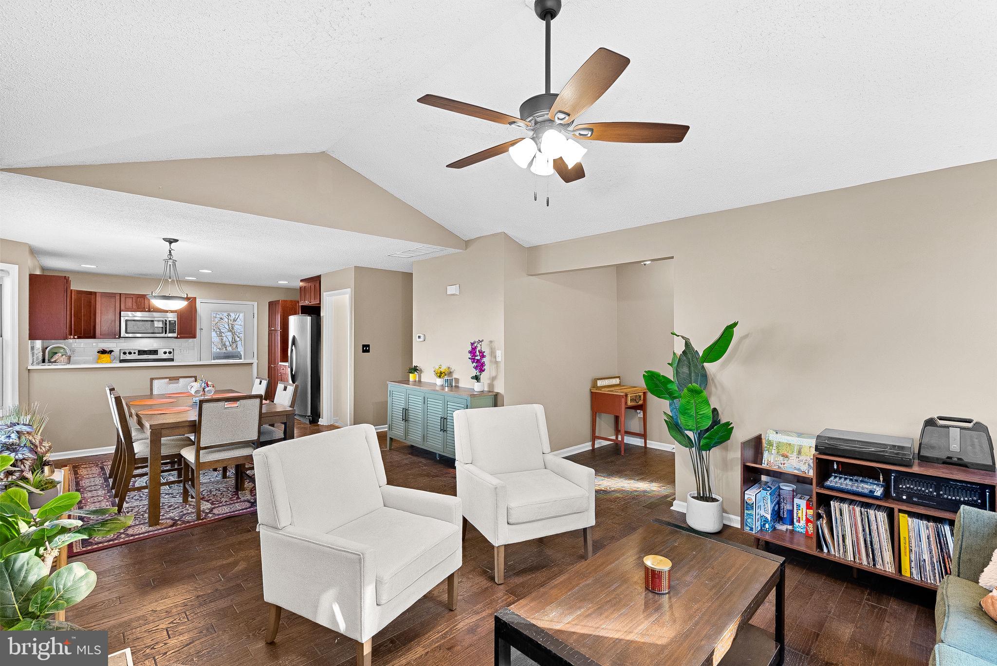 HIGH KNOB - Residential