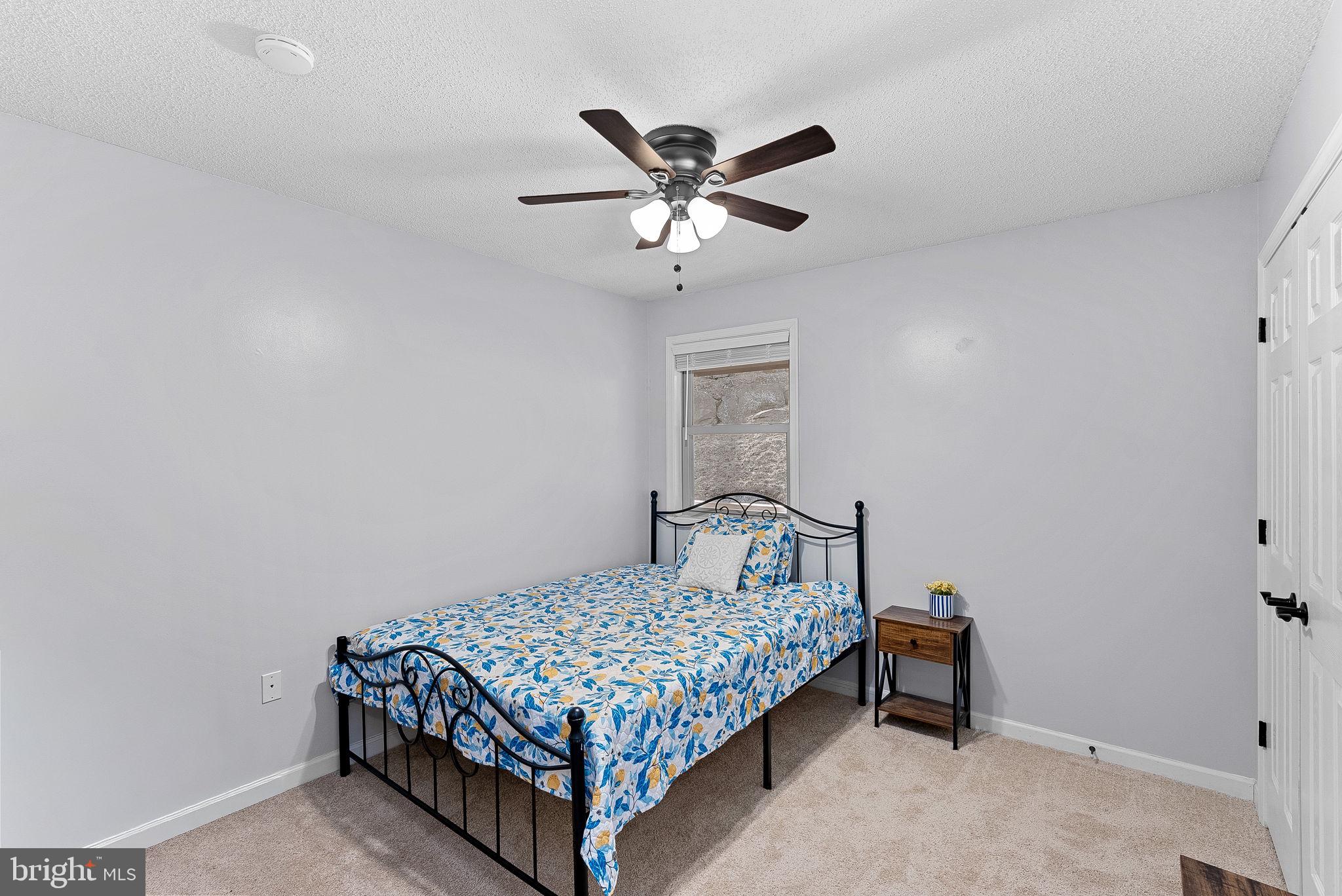 HIGH KNOB - Residential