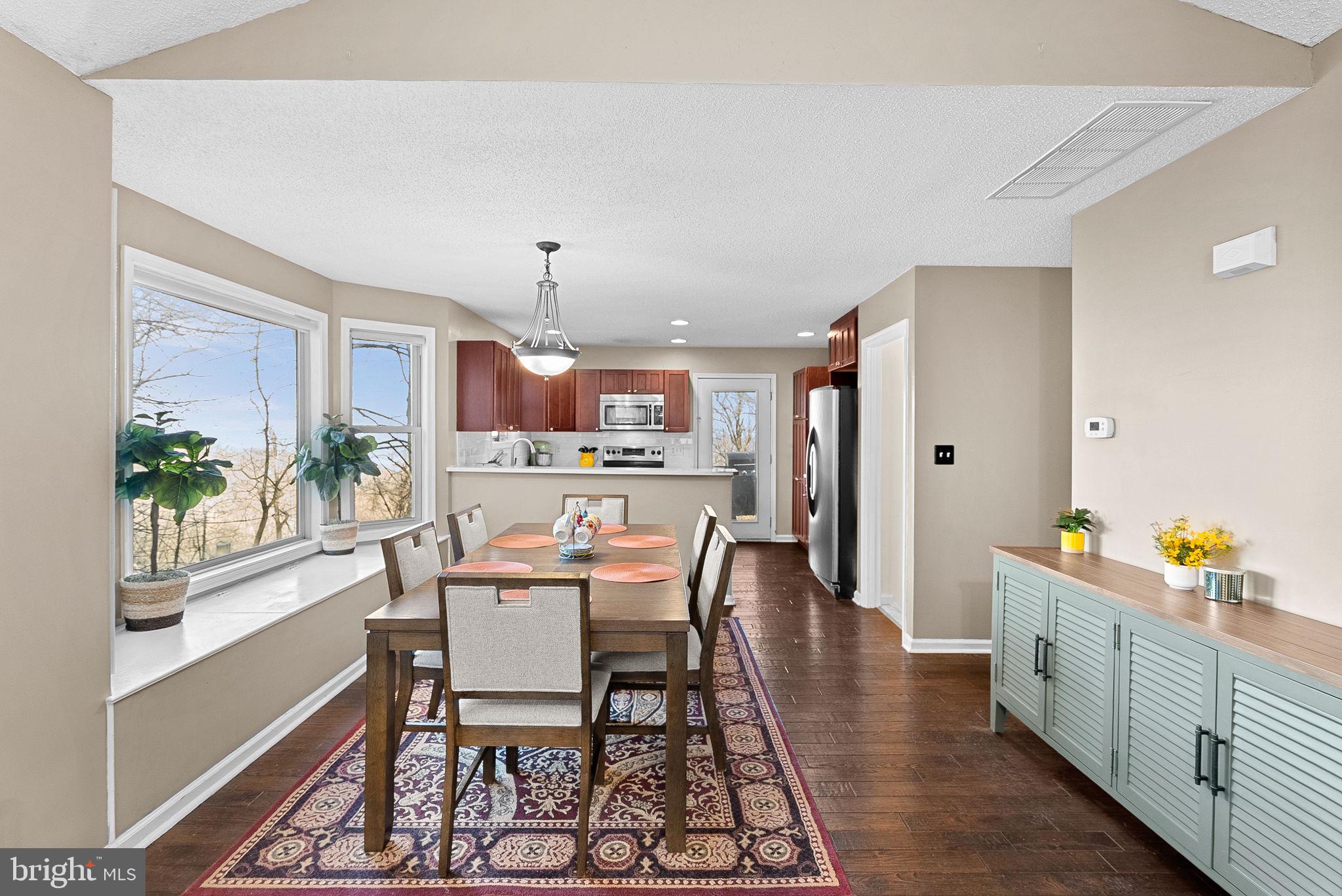 HIGH KNOB - Residential