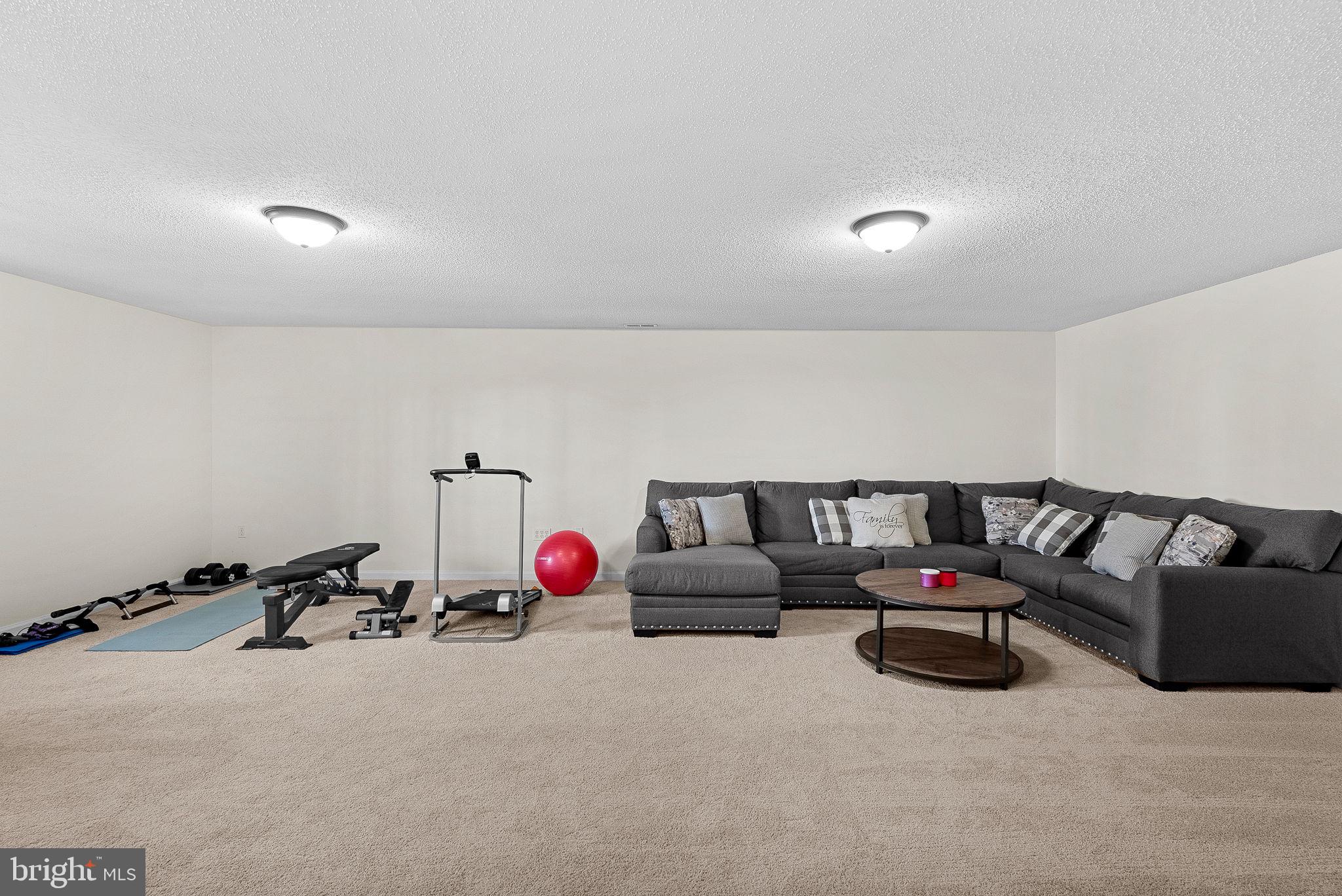 HIGH KNOB - Residential