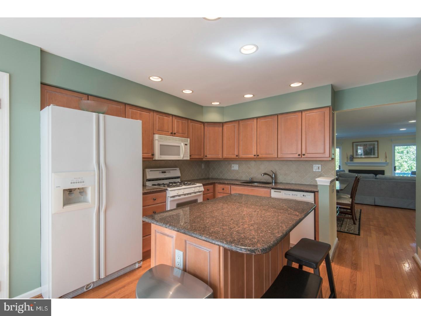 NEWPORT VILLAGE - Residential Lease