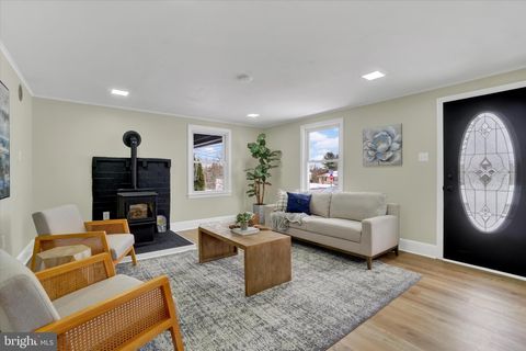 2981 SUNSET DRIVE DALLASTOWN PA 17313