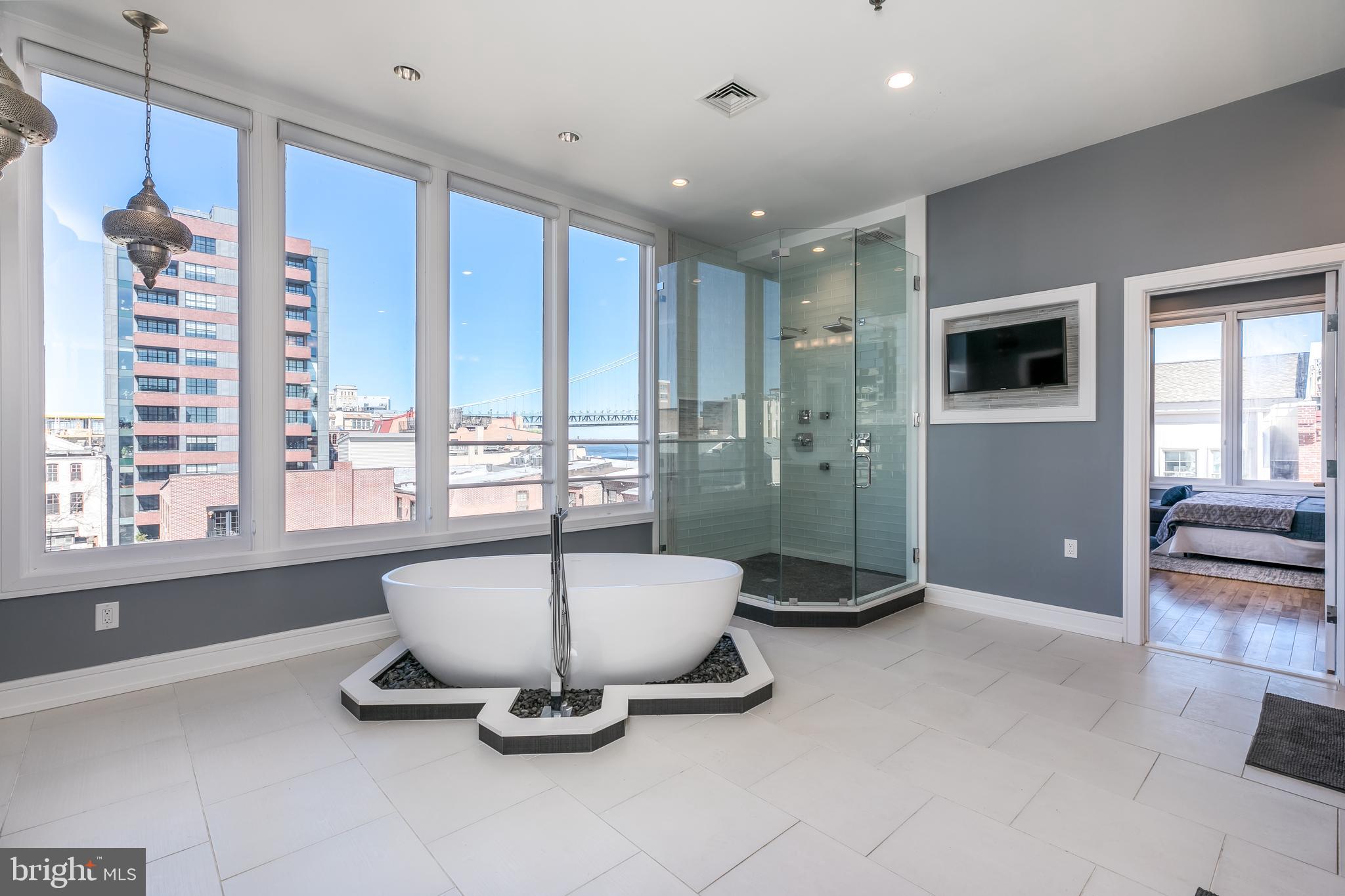 OLD CITY - Residential